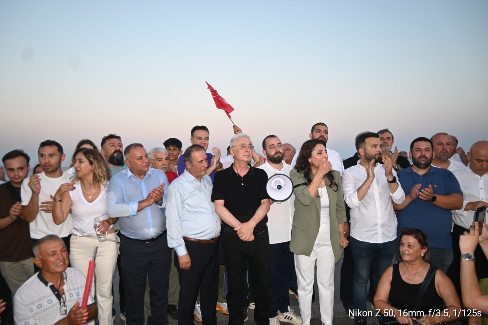 Demet Gunduzun Gorevden Alinma Karari Chp Antalyayi Ayaga Kaldirrdi (7)