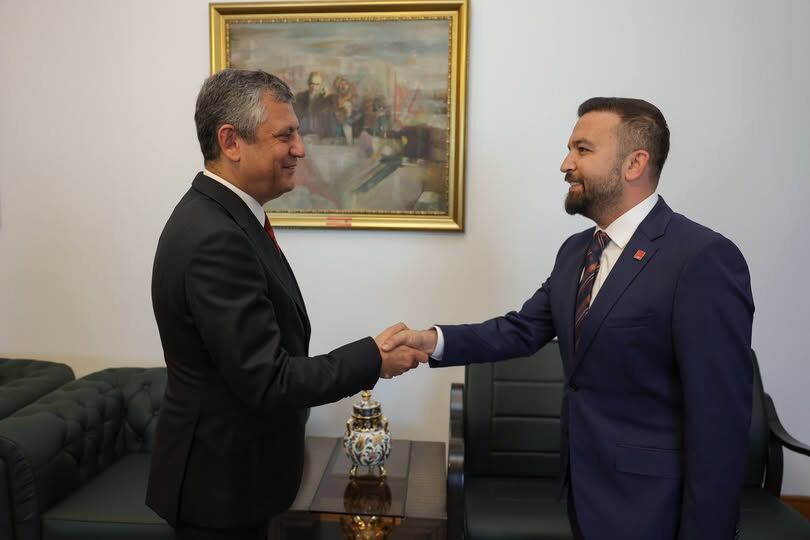 Fahri Oguz Ozgur Ozek