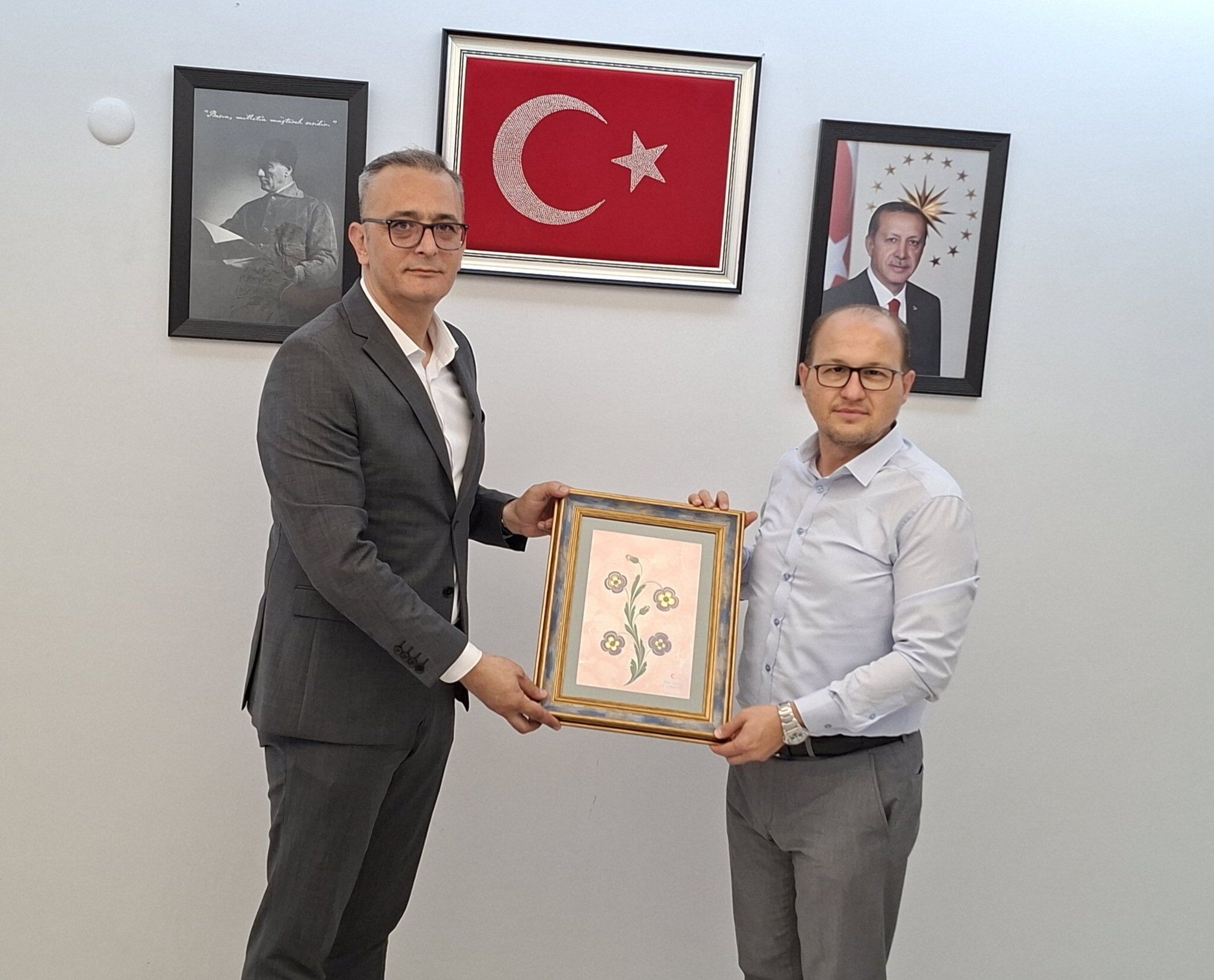 Ilim Yayma Cemiyeti Antalya Sube Baskani Hifzullah Sahbaz Bik Ziyaret (2)