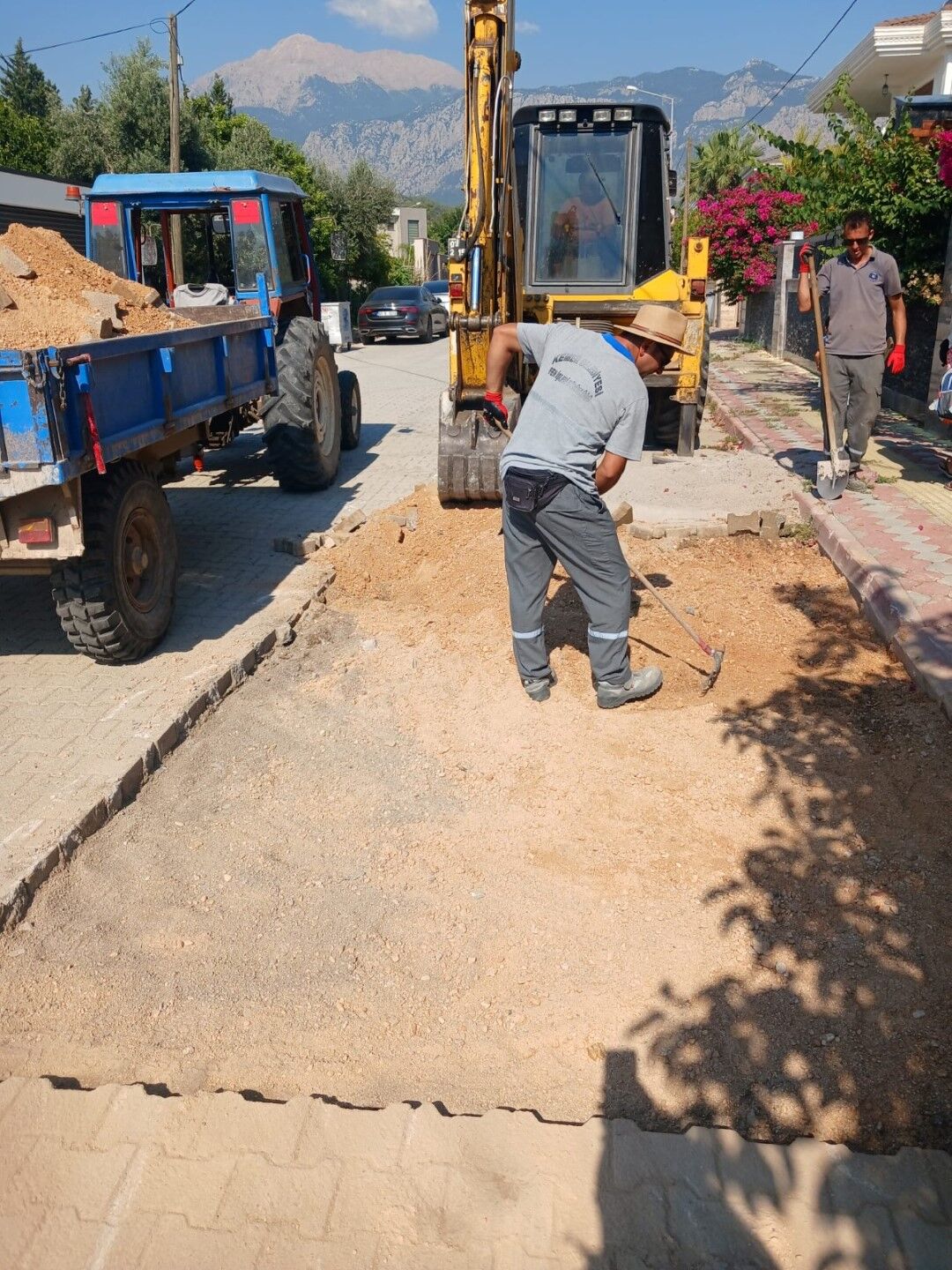 Kemer Belediyesi Altyapı Ve Yol Çalışmalarına Başladı (3)