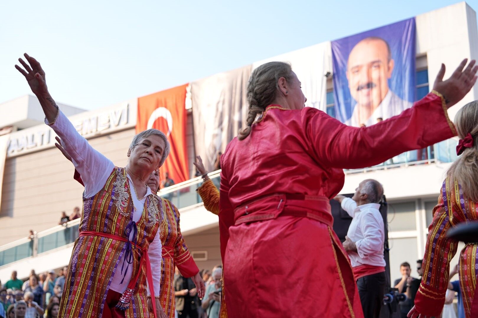 Konyaaltı Belediye Başkanı Cem Kotan Babasının Sözünü Hatırlatarak Çağrıda Bulundu (5)
