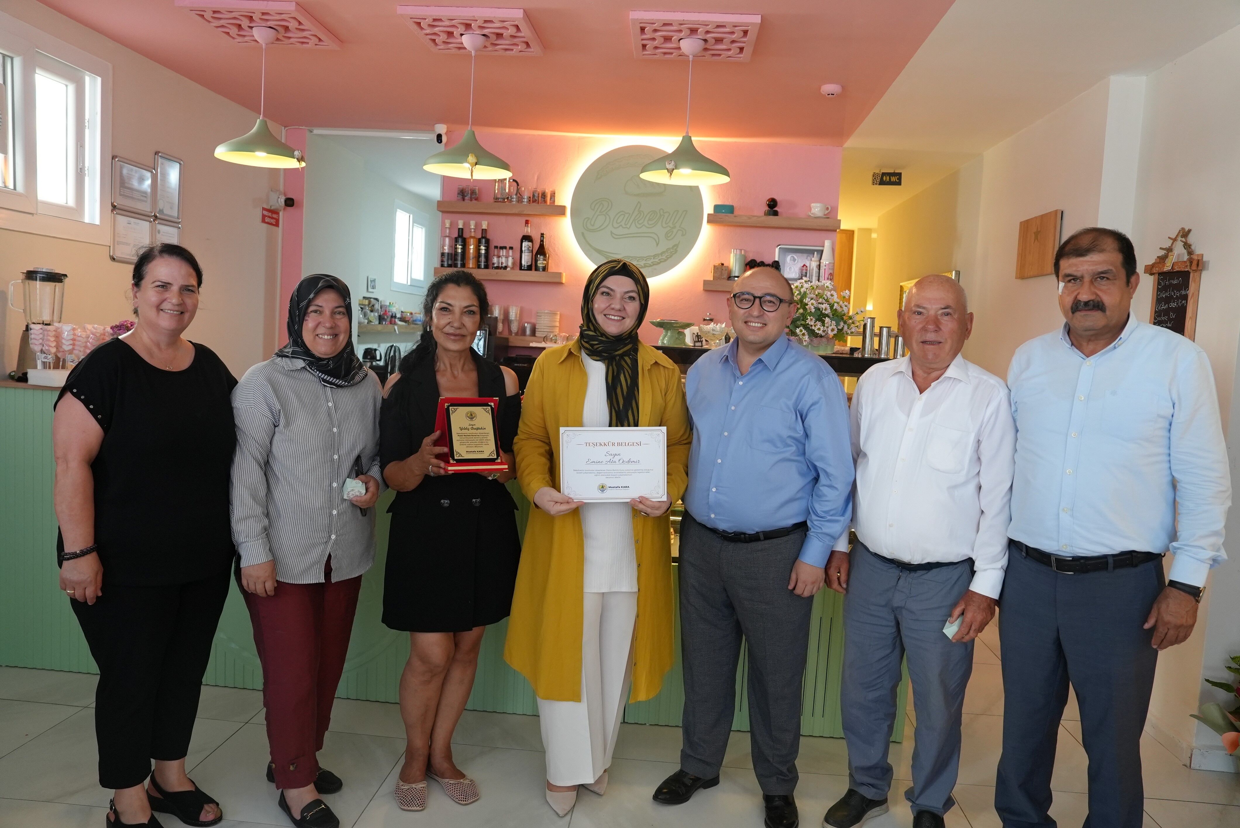 Mersin De 60 Yaşındaki Girişimci Kadın Hayalini Gerçekleştirdi (7)
