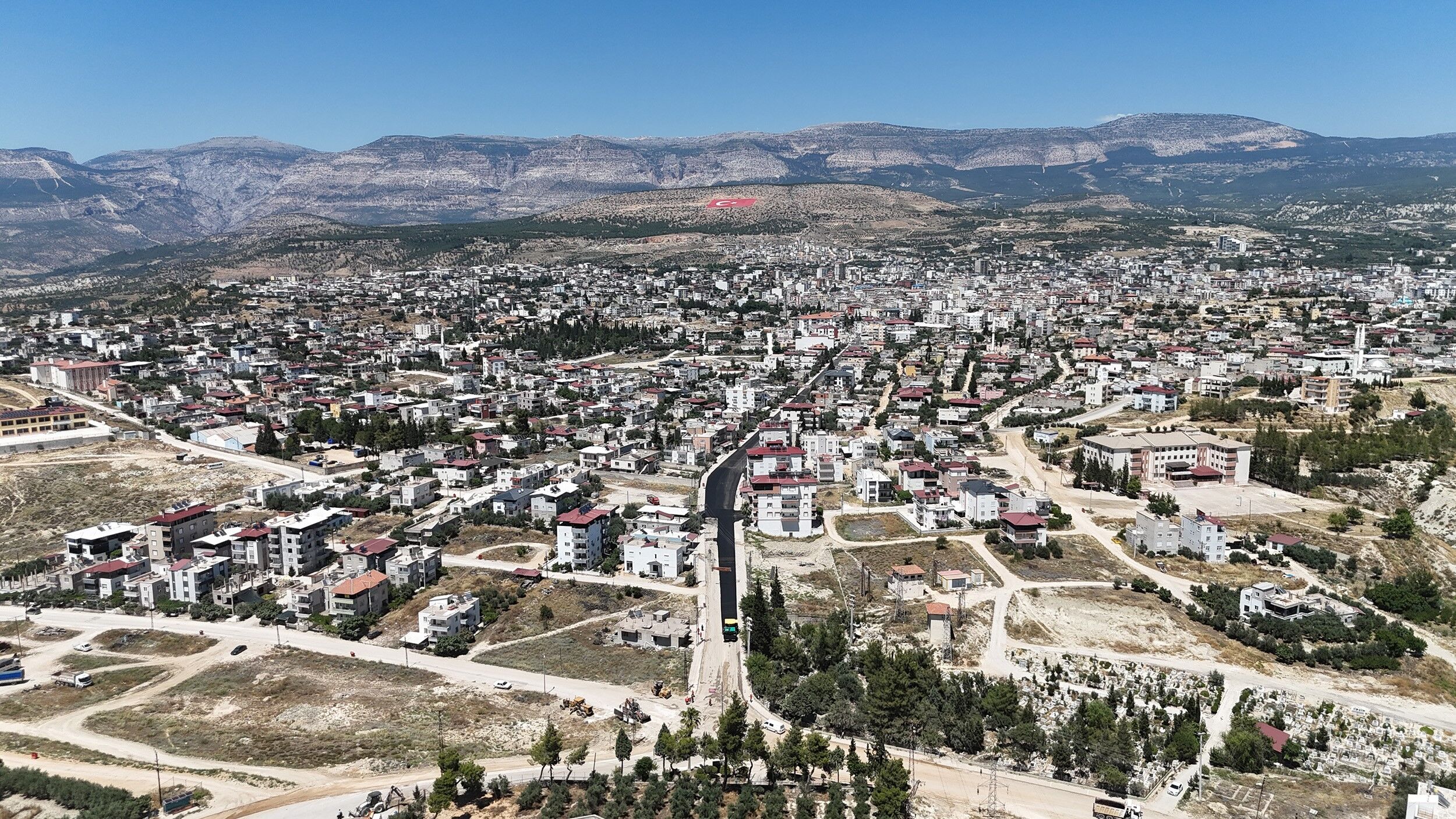 Mersin De Kış Yağışıyla Bozulan Yollar Yenilendi (1)