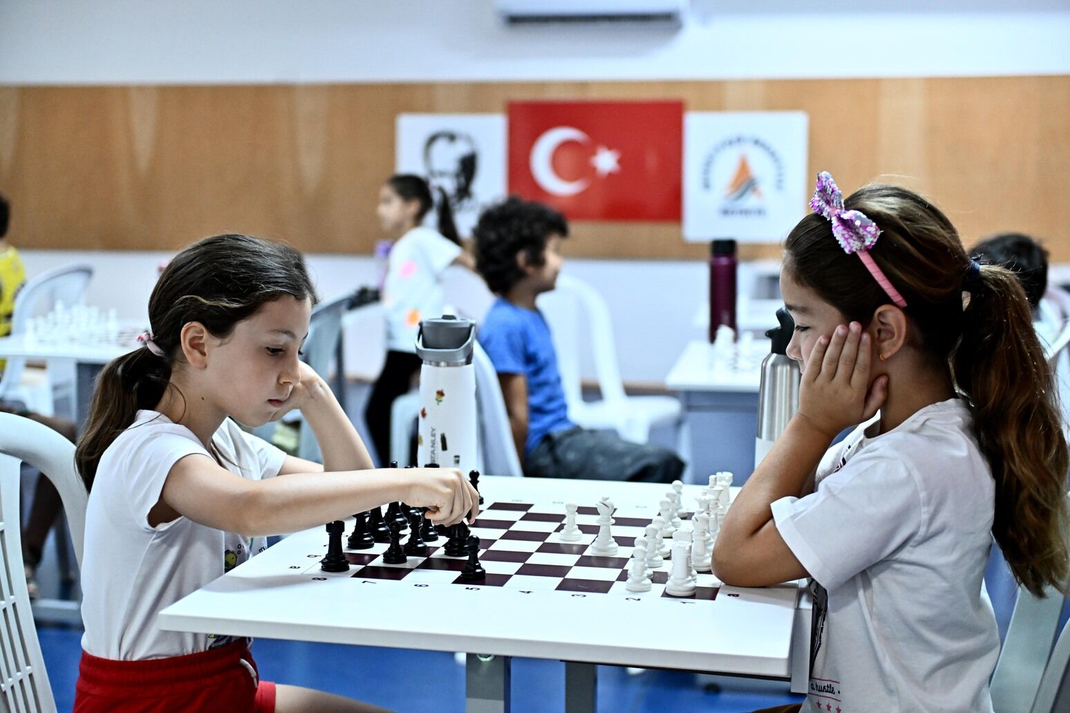 Muratpaşa Belediyesi Çocukları Satranç Turnuvalarına Hazırlıyor (3)