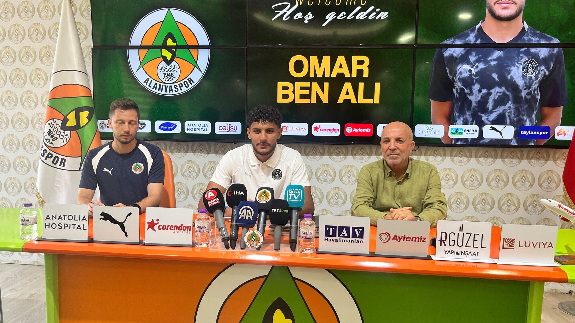 Omar Ben Ali Resmen Alanyasporda (2)