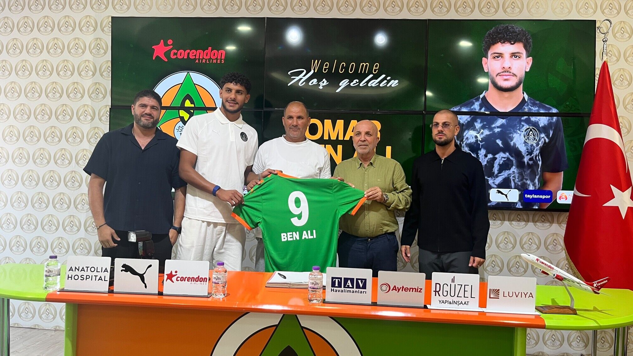 Omar Ben Ali Resmen Alanyasporda (5)