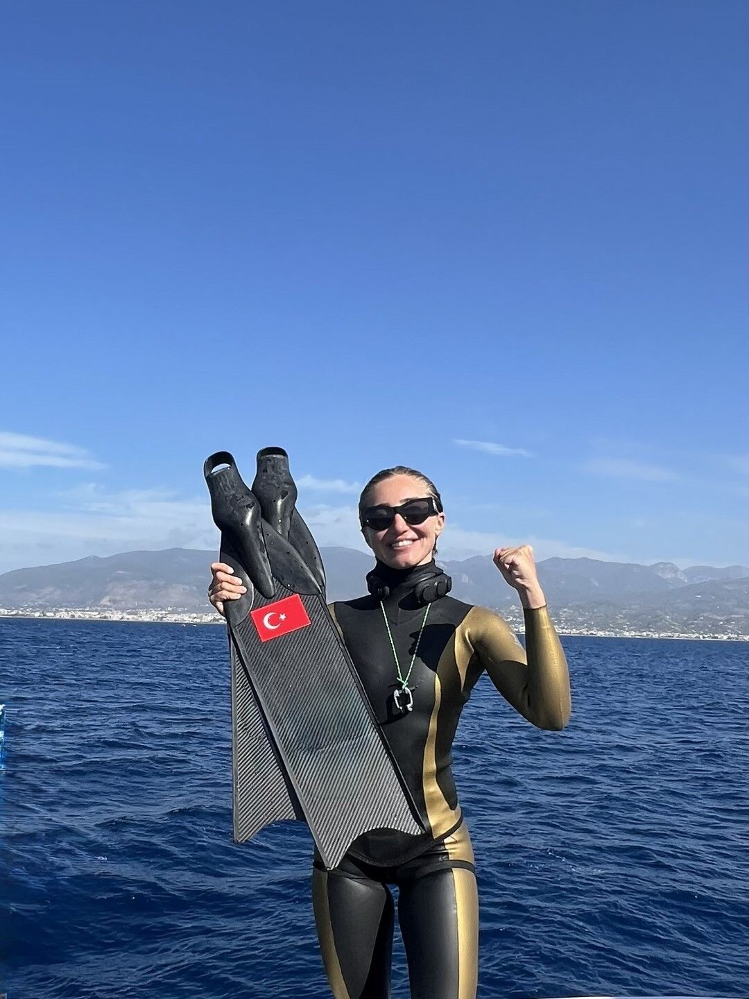 Şahika Ercümen'den Iki Altın Madalya (1)