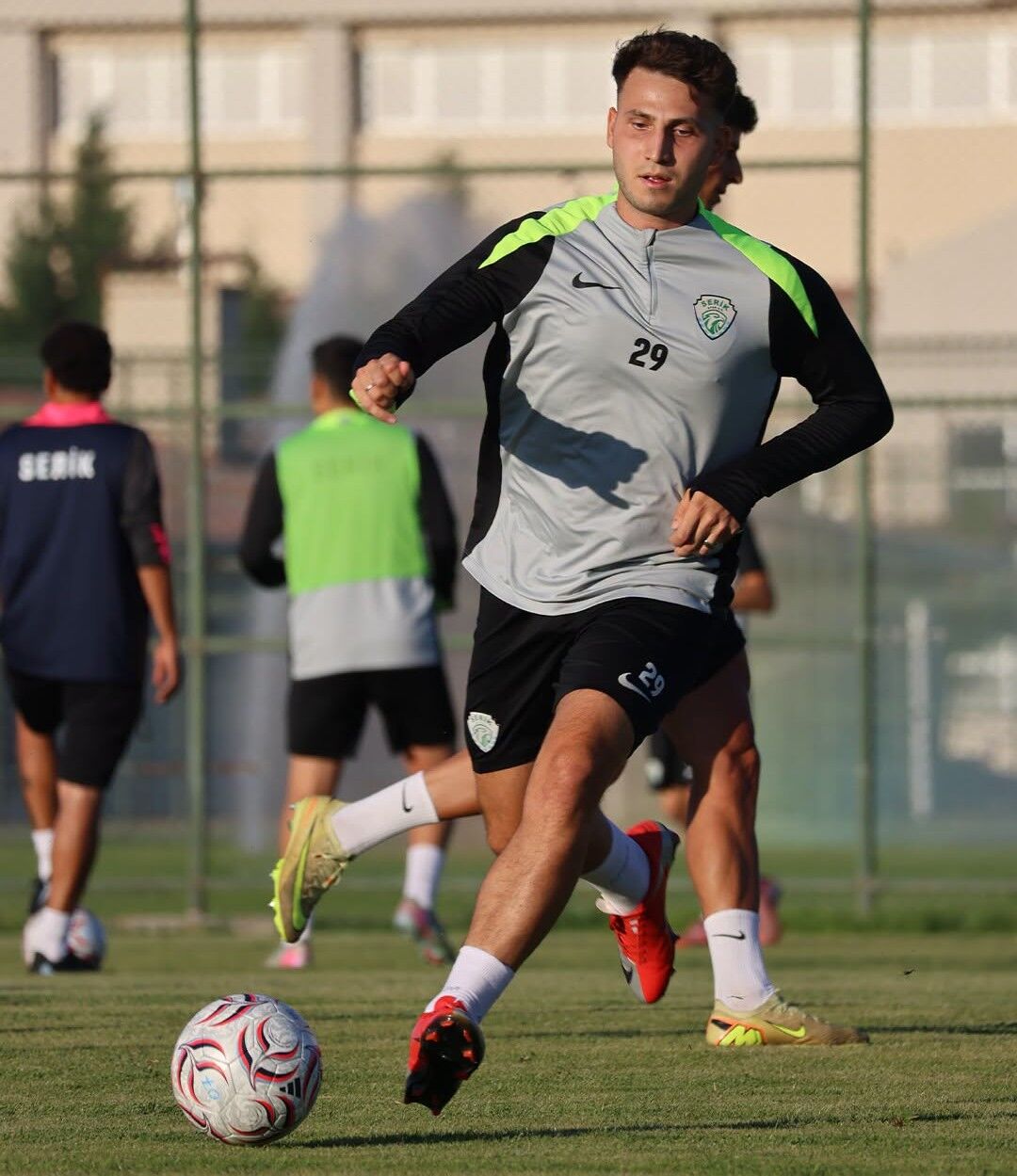 Transfer Yapamayan Serikspor’un Afyon Kampı Sorunlarla Başladı (2)