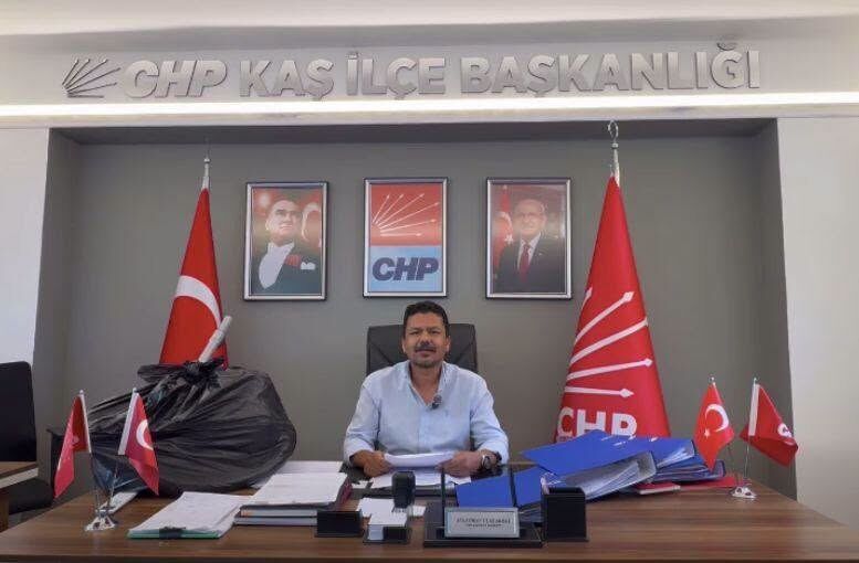 1Antalya’da Chp Ve Yeni Parti Arasında Haciz Gerginliği