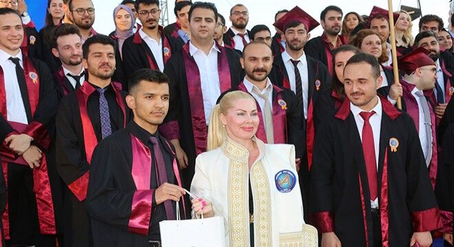 Akdeniz Üniversitesi’nde Öğrencileri Ödeyeceği Ücretler Belli Oldu (1)-1