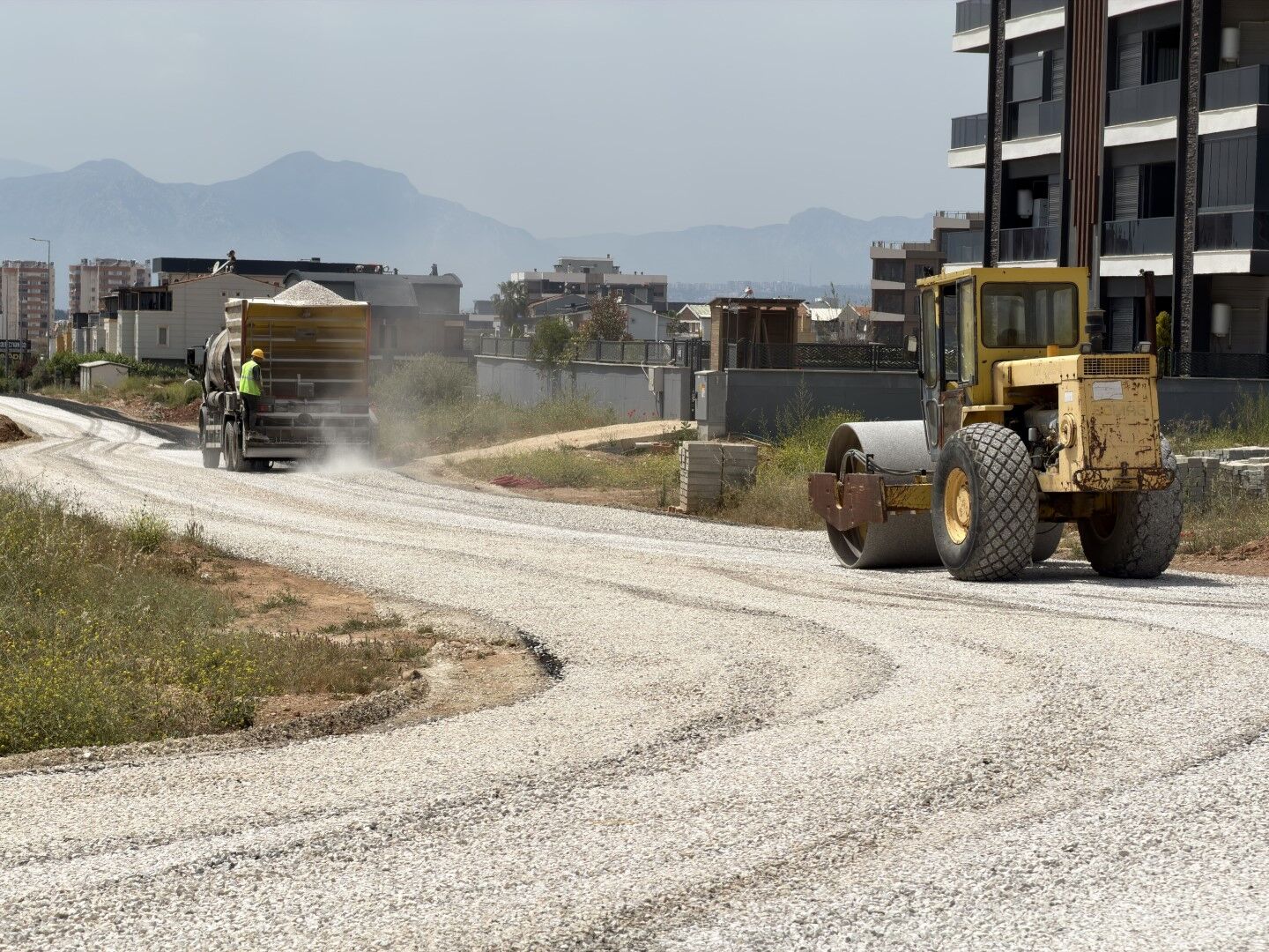 Antalya Büyükşehir Belediyesi Düğmeye Bastı Antalya’da Eş Zamanlı Çalışma Yapıldı (1)-1