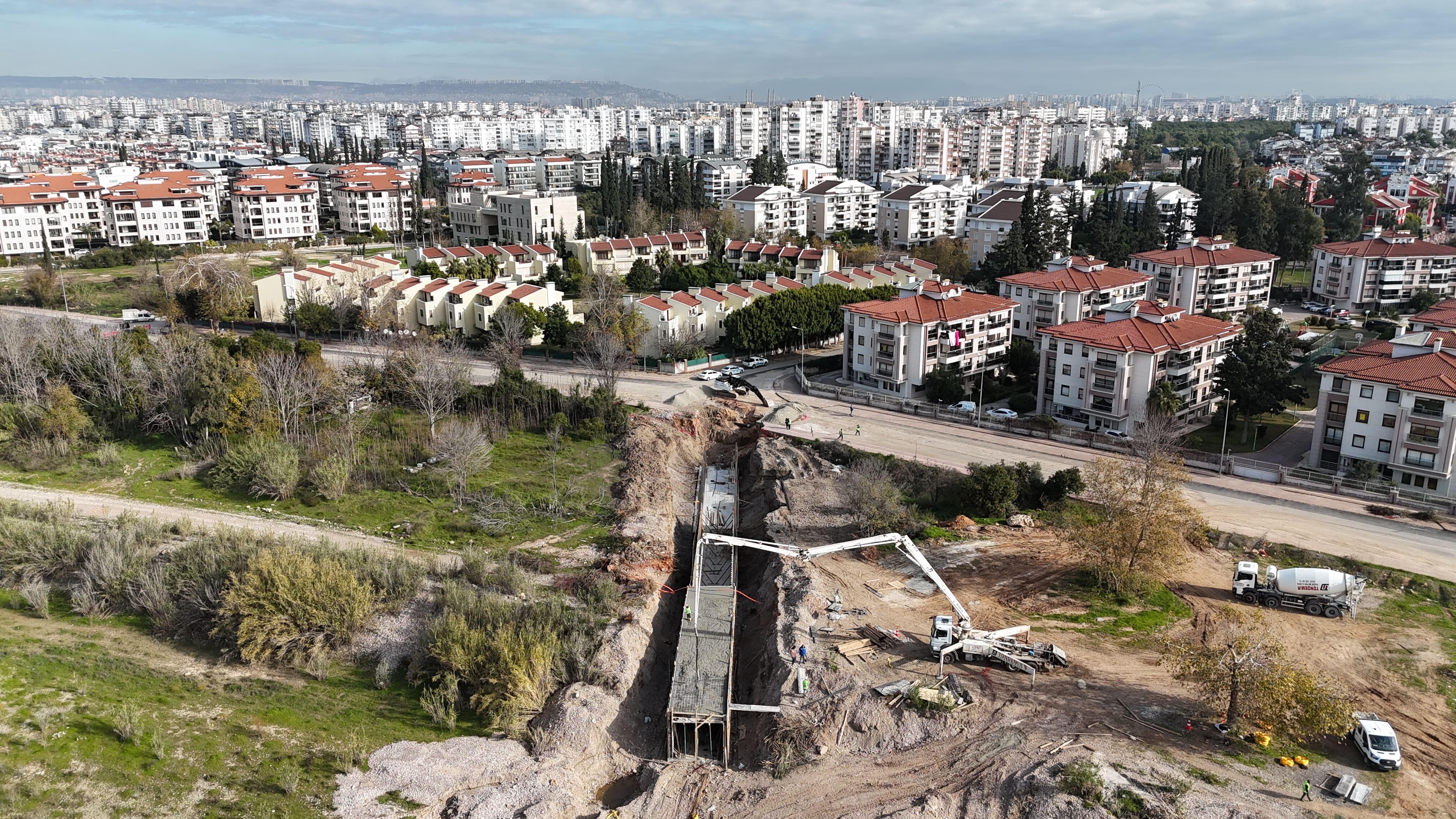 Antalya Büyükşehir Belediyesi Soruna Neşter Attı (3)