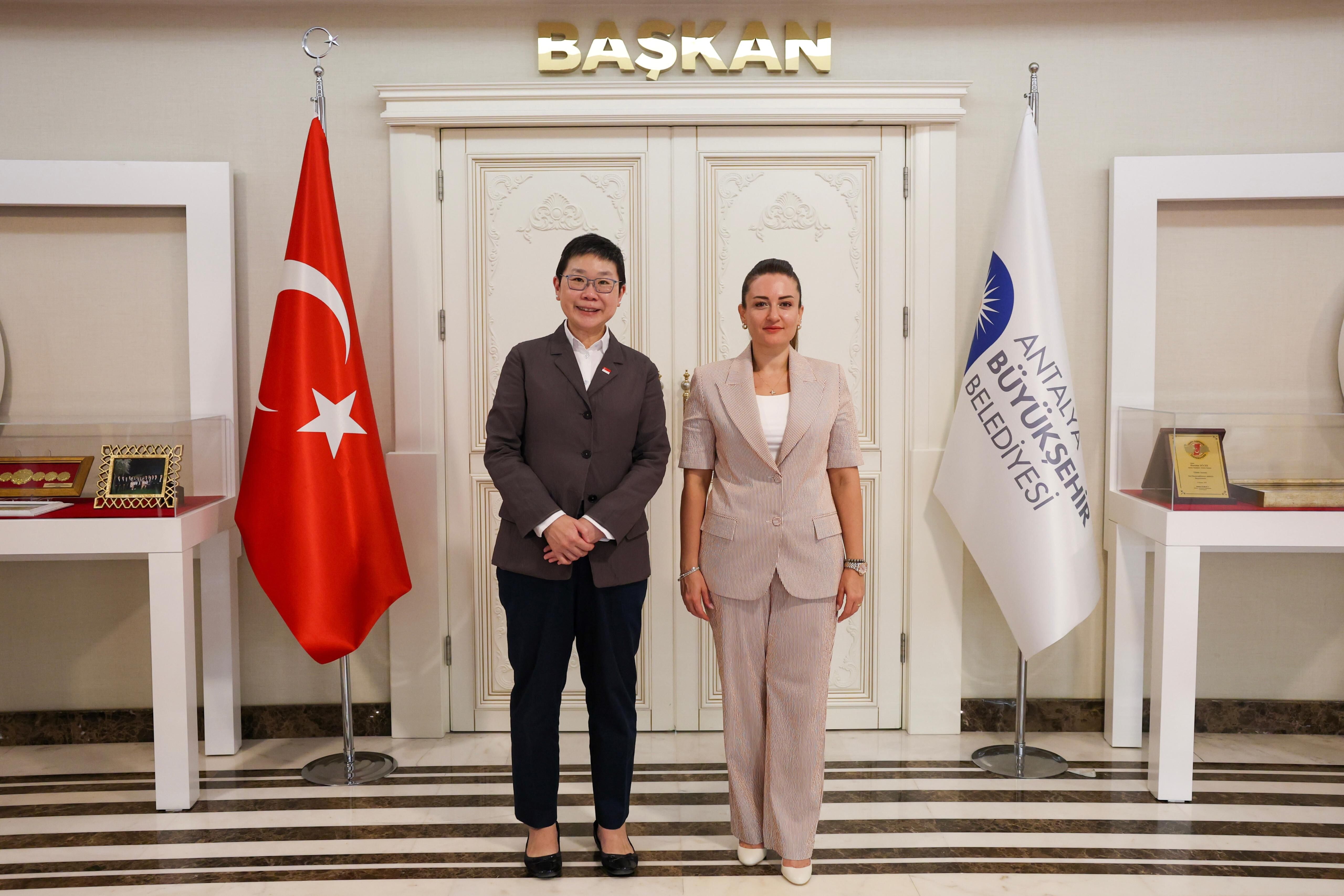 Antalya Büyükşehir Belediyesi’nden Akıllı Kent Için Önemli Adım (4)