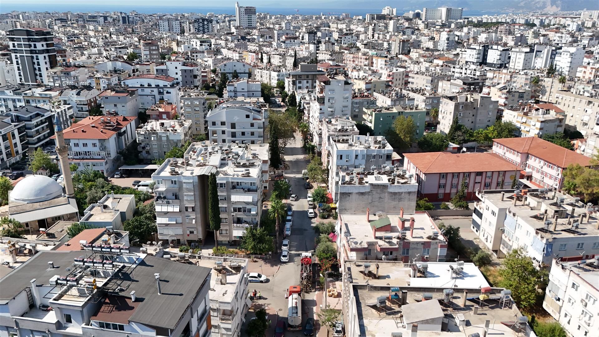 Antalya Büyükşehir Belediyesi’nden Büyük Temizlik (2) (Large)