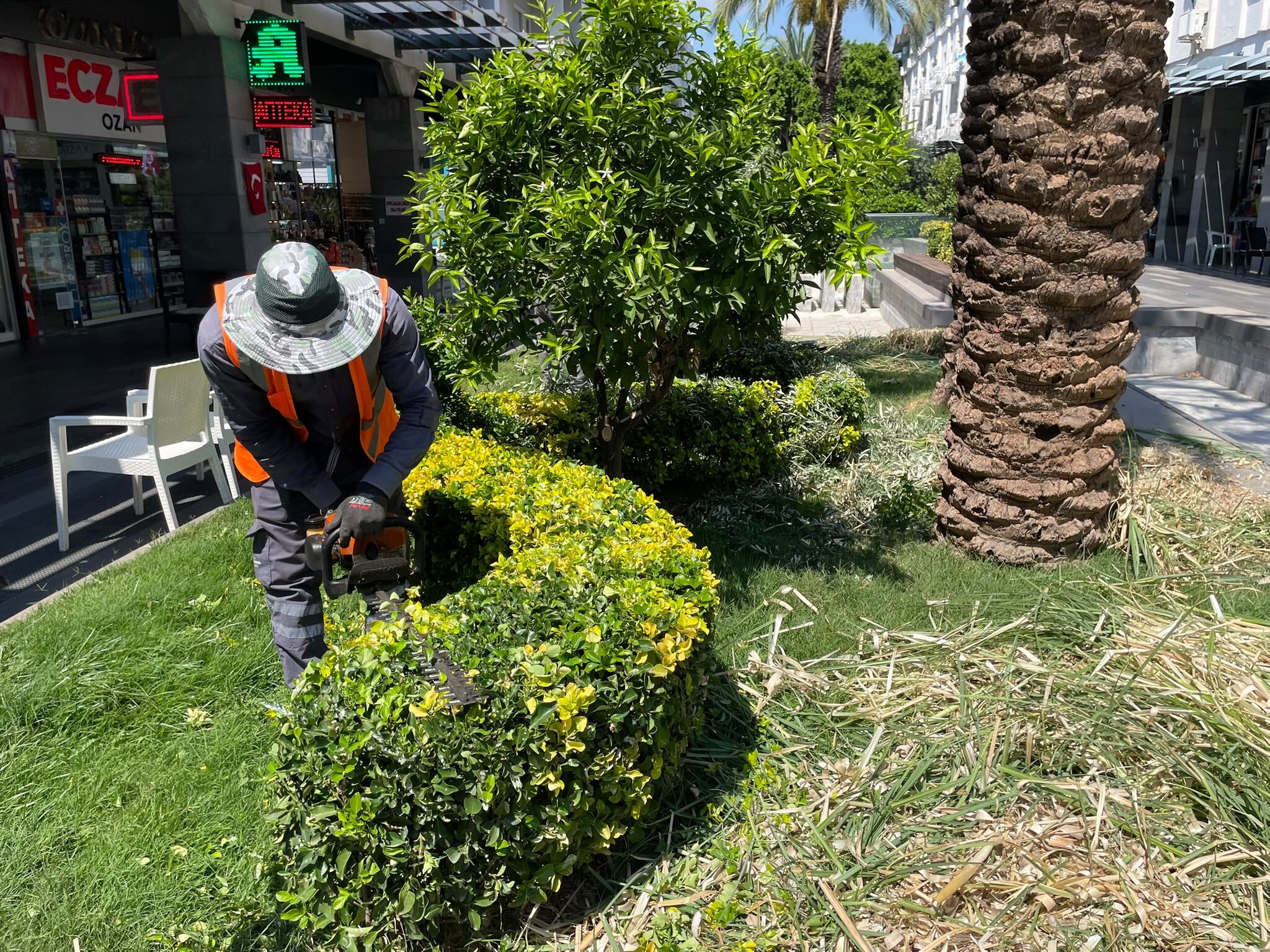 Antalya Büyükşehir Belediyesi’nden Cadde Çalışması (4)