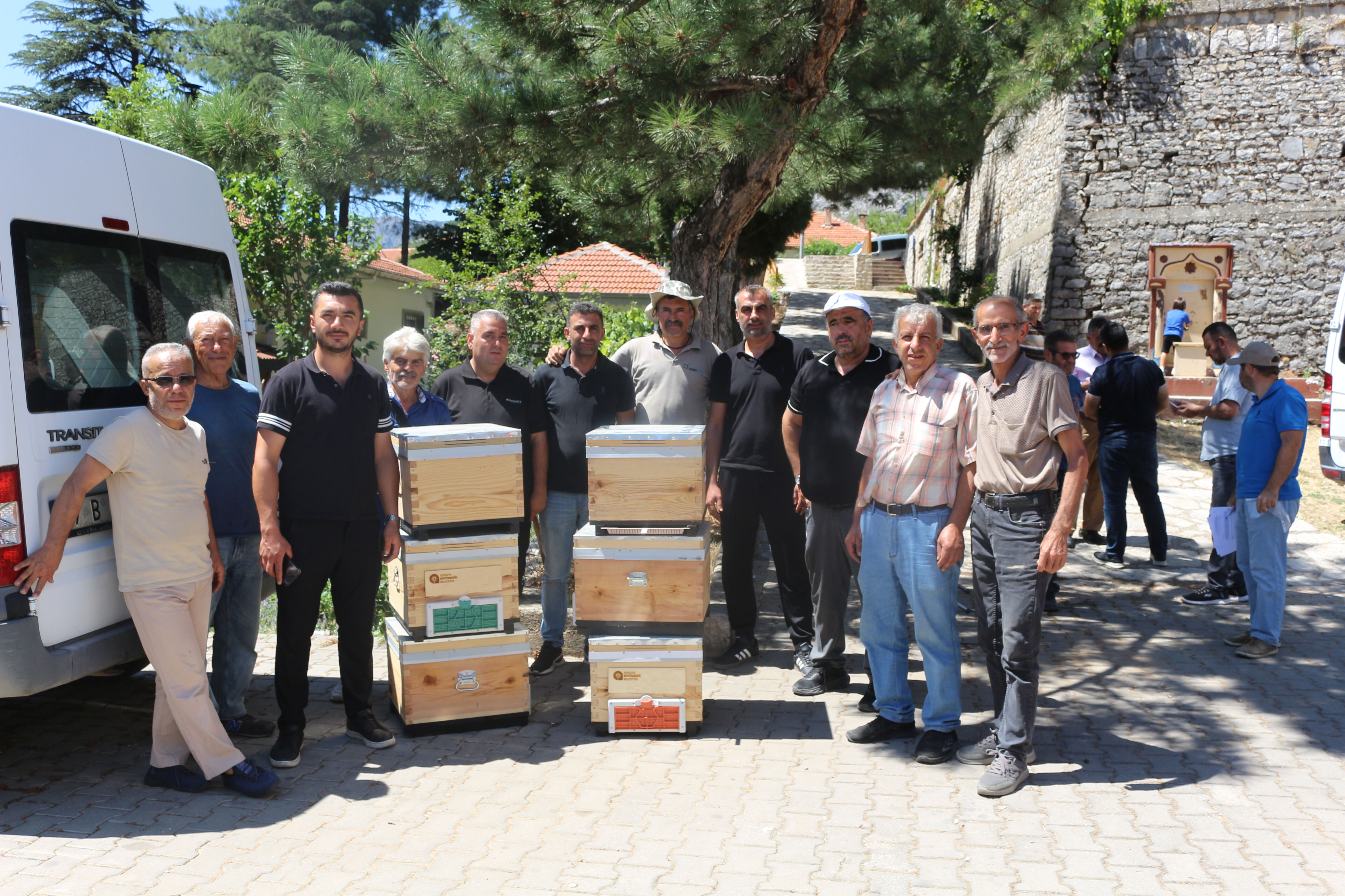 Antalya Büyükşehir Belediyesi’nden Kırsala Bereket Kovanı (5)
