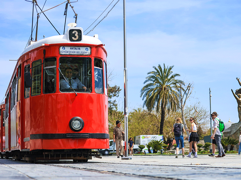 Antalya Nostalji Tramvayını Geri Istiyor (1)-1