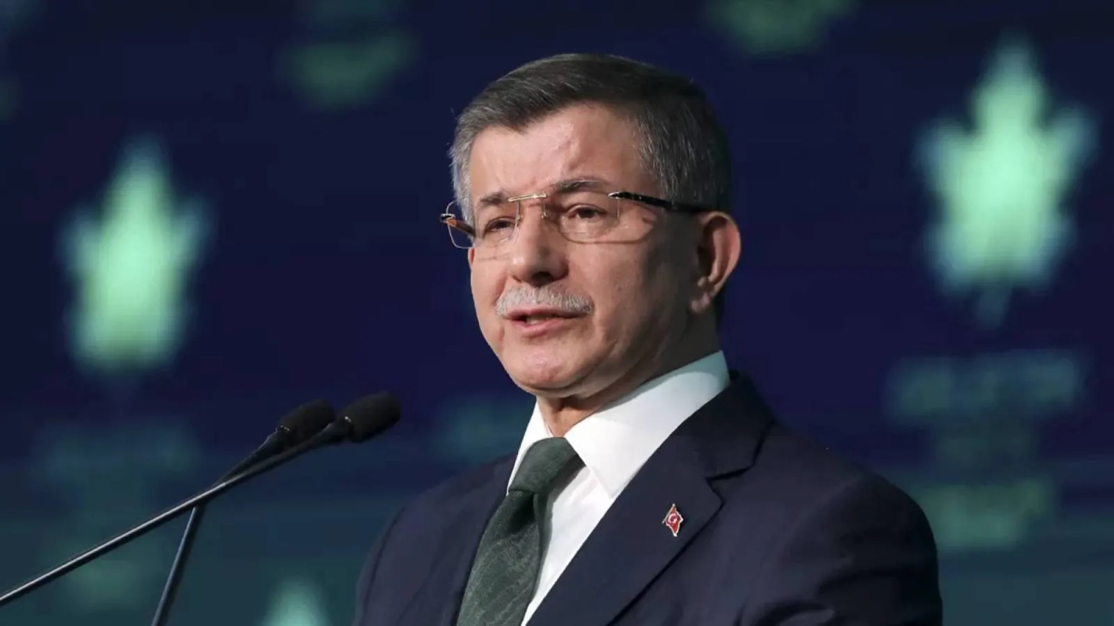 Antalya’da 2 Bin Kişi Ortada Kaldı (1)