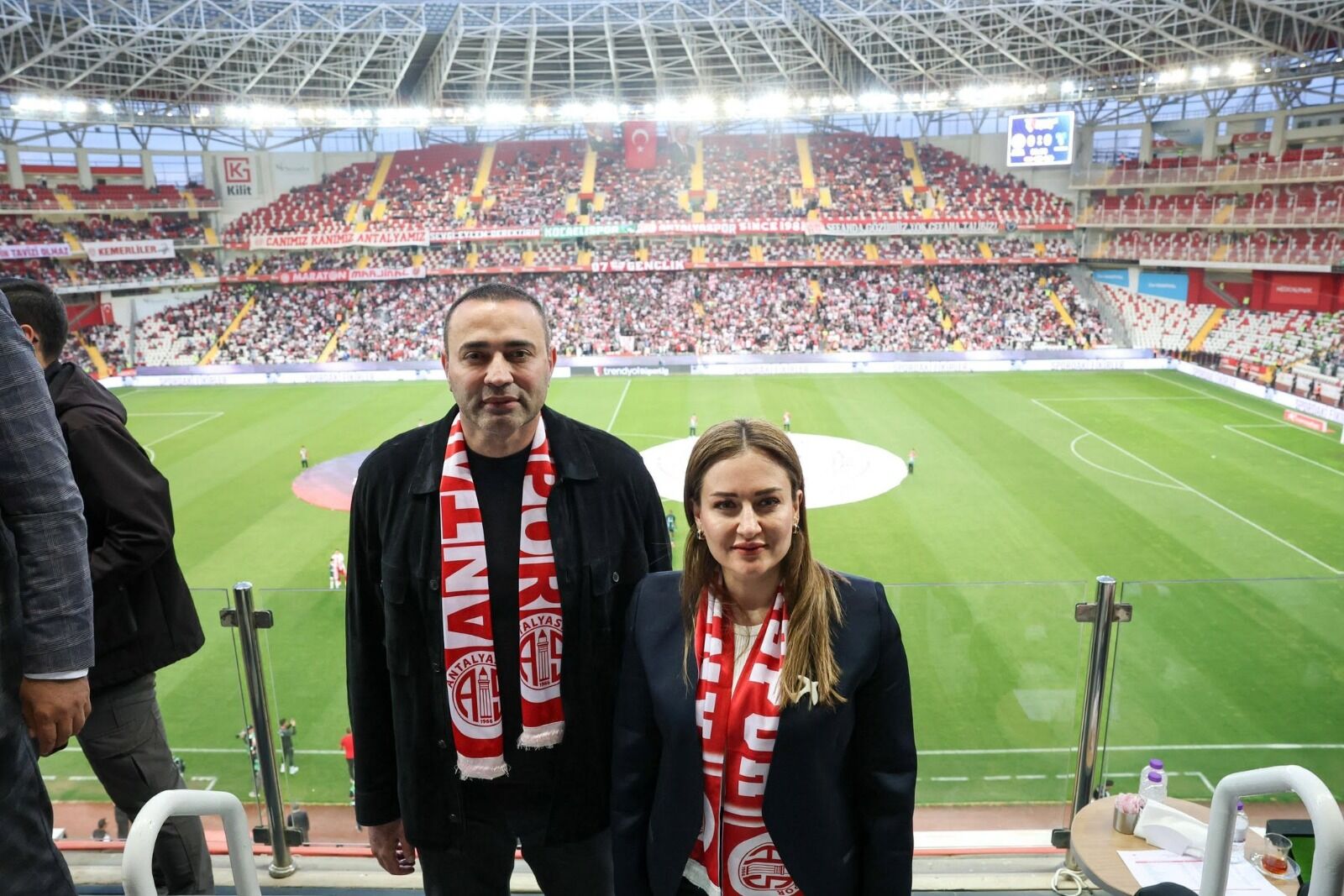 Antalya’da 52 Milyonluk Yardım Tartışması Büyüyor! Büşra Özdemir’den Olay Yaratacak Sözler (3)