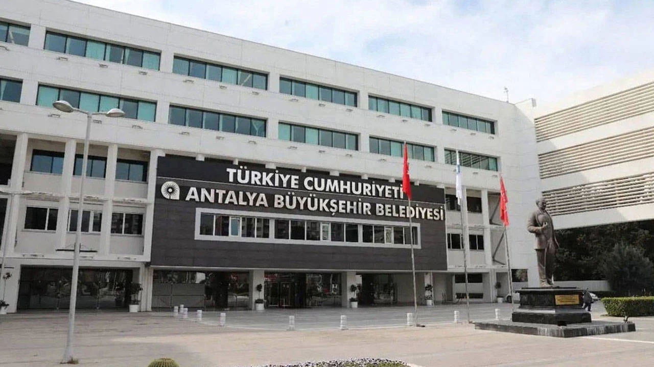 Antalya’da 785 Milyon Liralık Fatura Trafiği! Aldaş Ve Asat’ta Milyonlar Hava Da Uçuştu (1)
