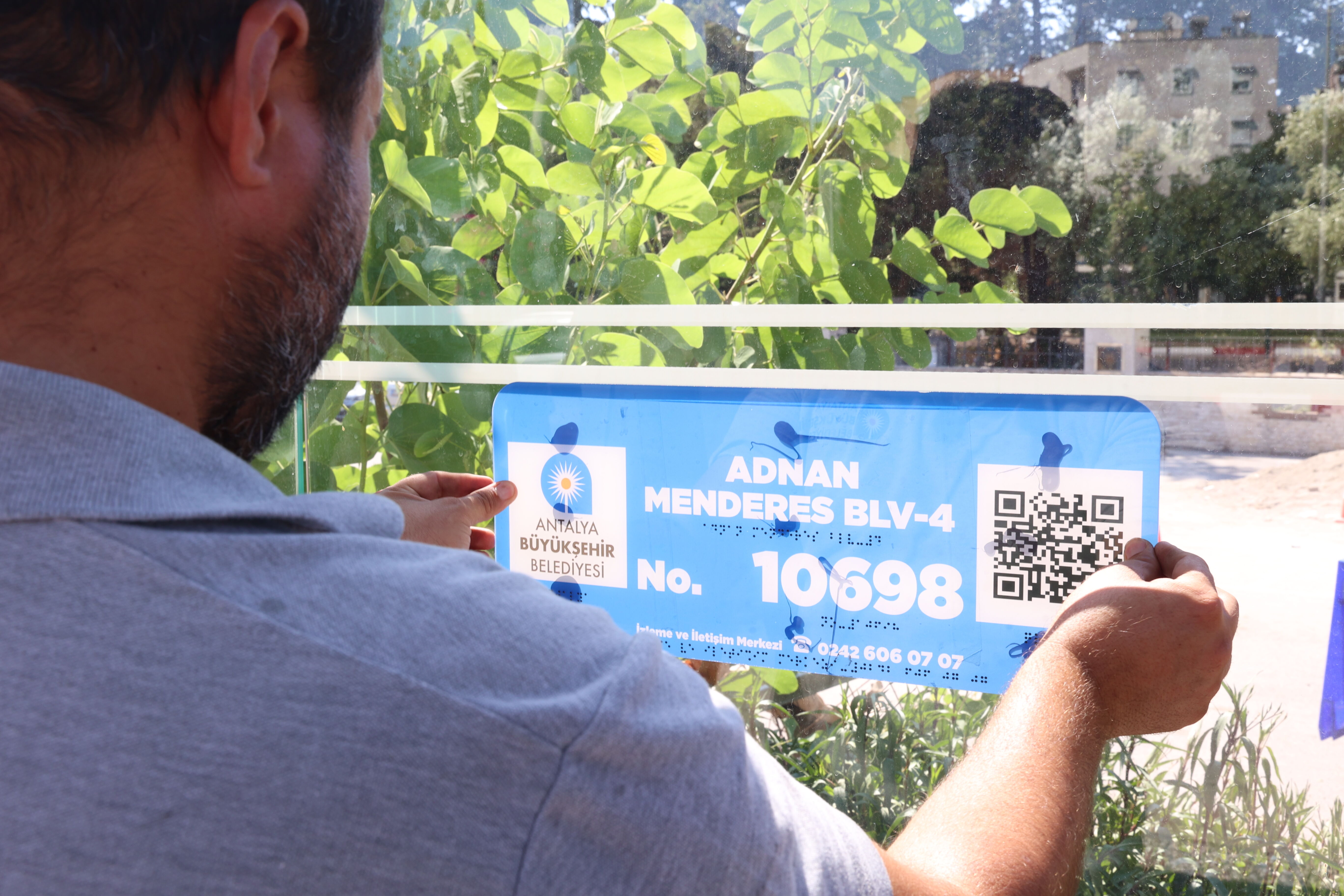 Antalya’da Engeller Aşıldı! Durak Sayıları Arttırıldı (1)