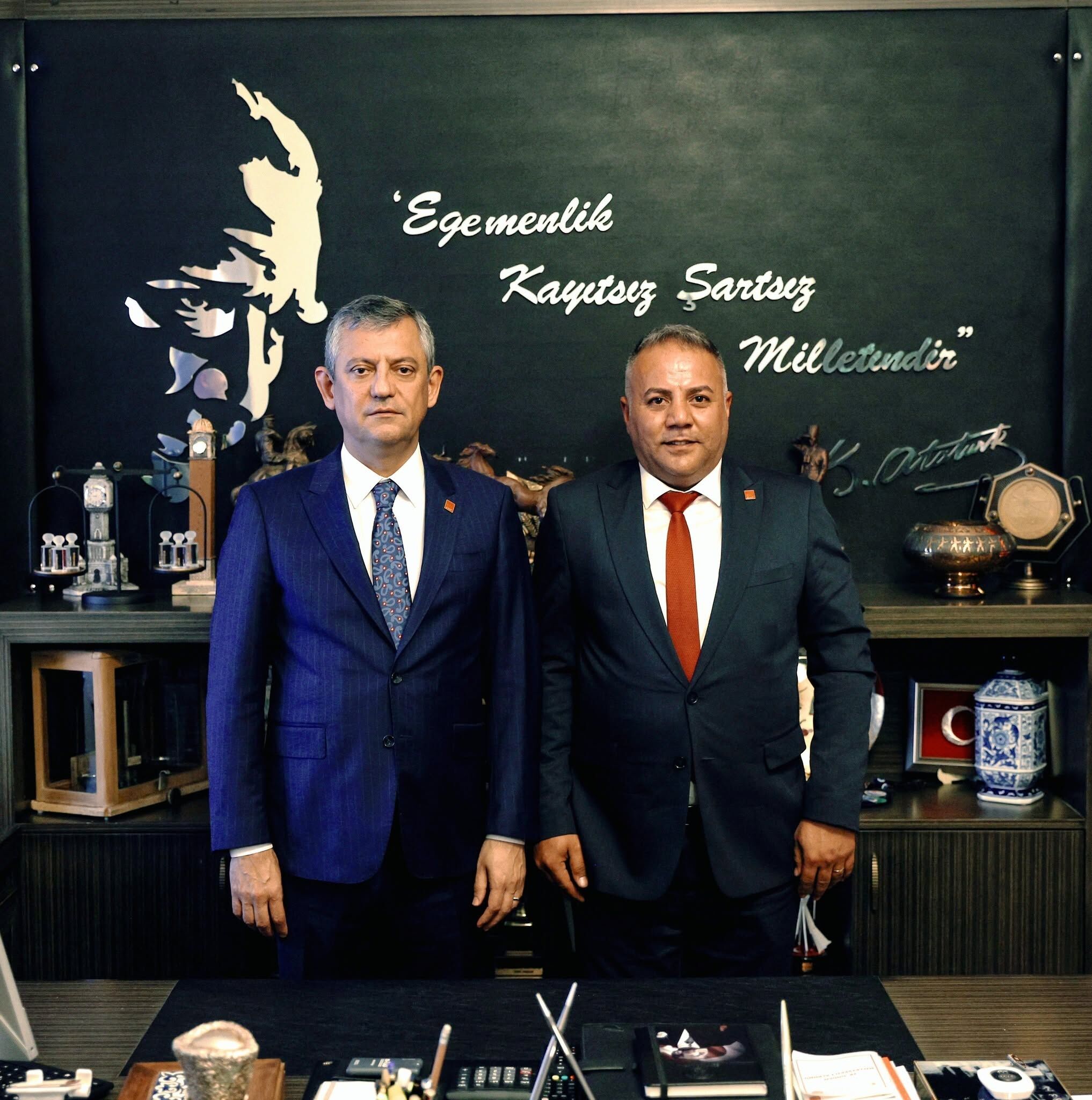 Antalya’da Onlar Chp’yi Bıraktı Chp Onları Bırakmadı (1)