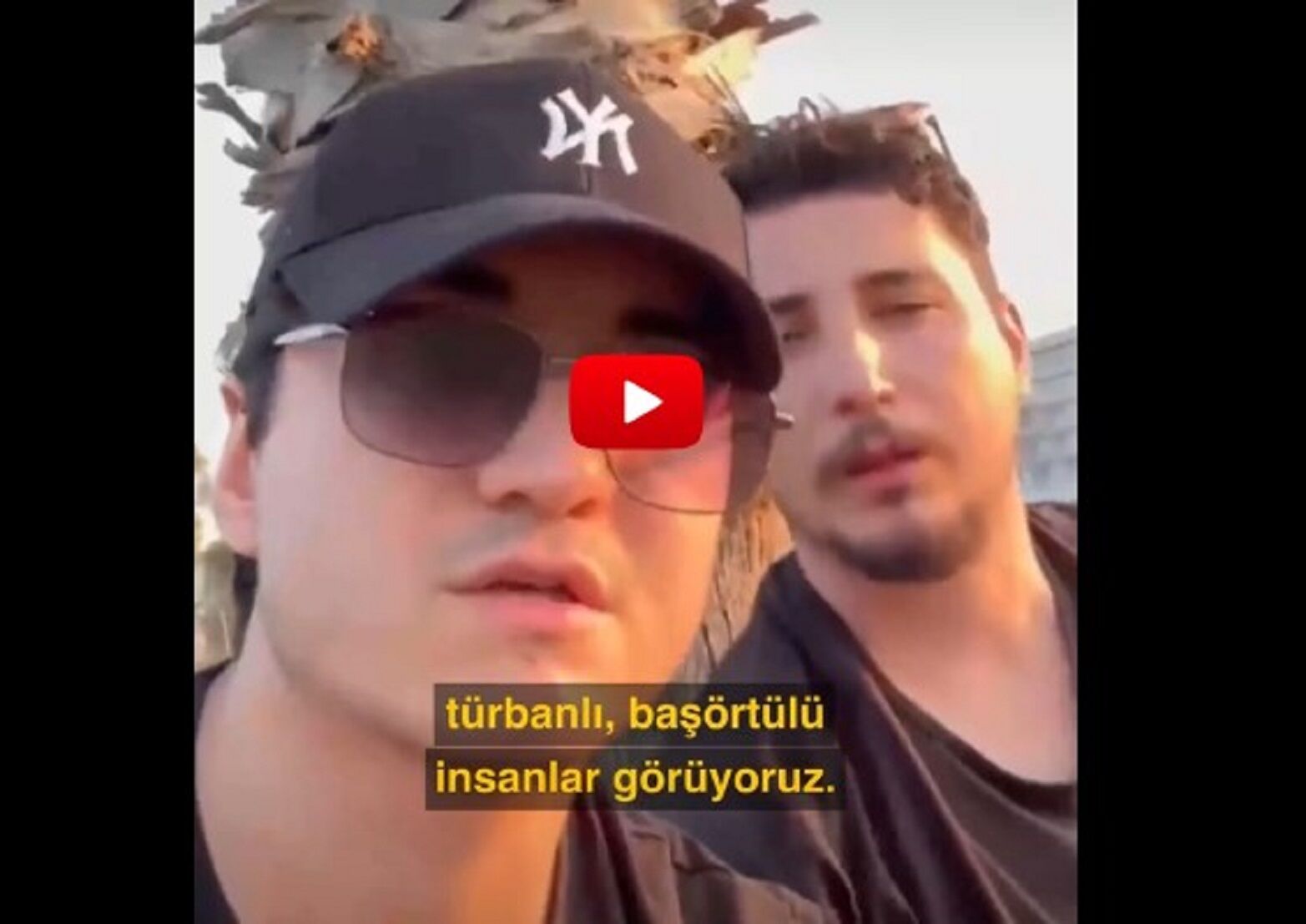 Antalya’da Tesettürlü Kadınları Hedef Aldılar! Ak Parti Sert Tepki Gösterdi (5)