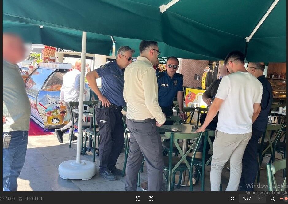 Antalya’da Turiste 10 Euro Fahiş Fiyat Uygulayan Esnaf Kapatıldı (2)