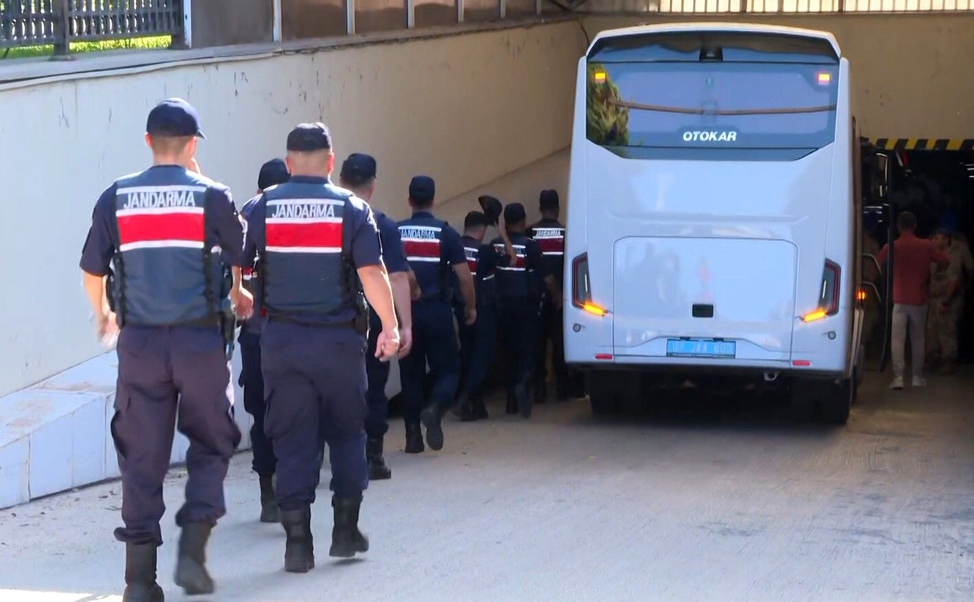 Antalya’daki 10 Milyarlık Hazine Soruşturmasında 10 Tutuklama (2)