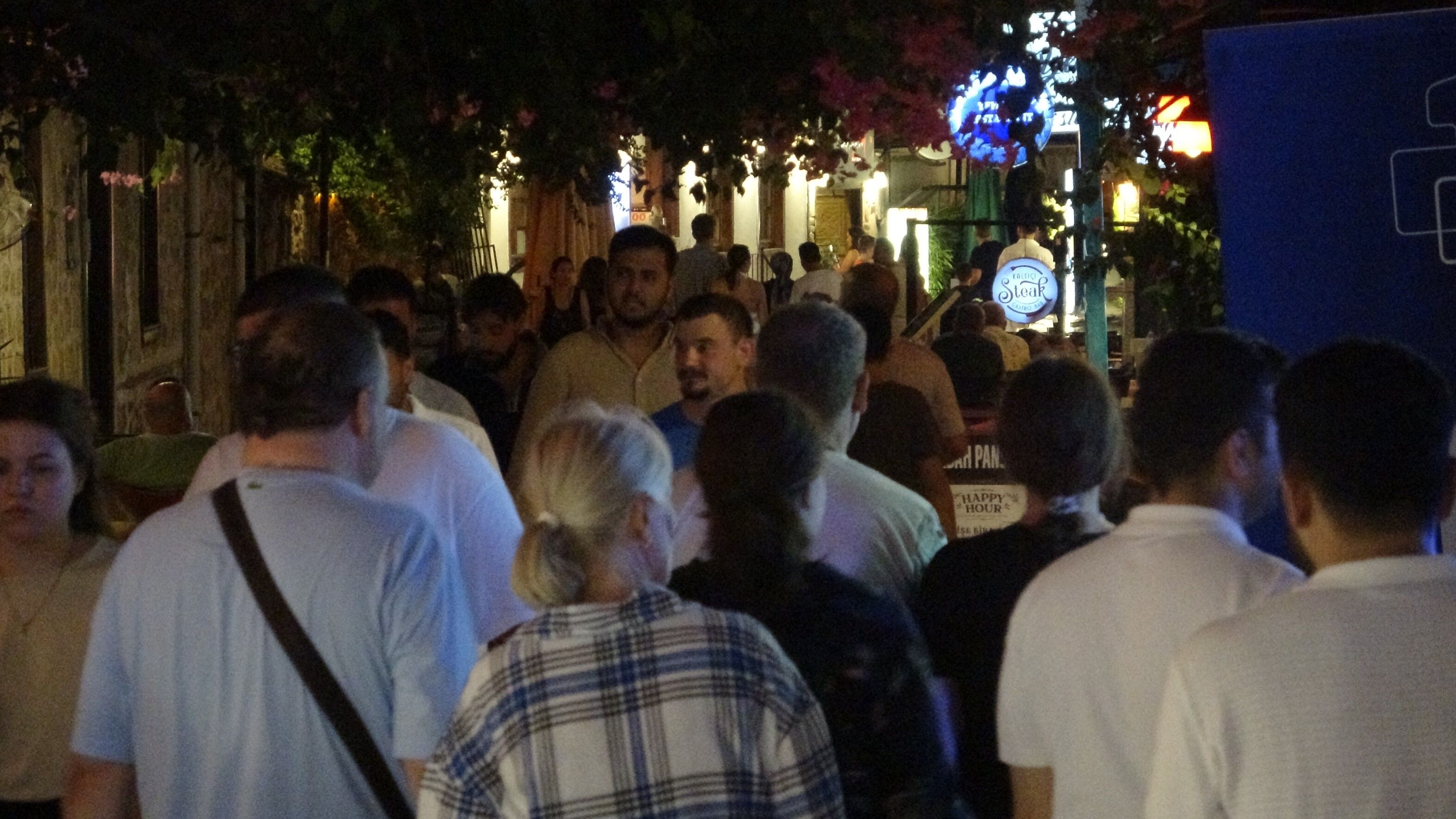 Antalya’nın Tarihi Kaleiçi’nde Nüfus 100 Katına Çıkıyor (12)