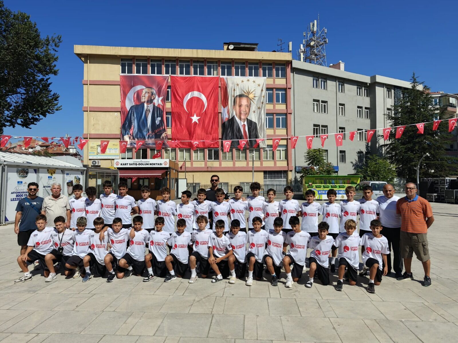 Antalya’nın Yıldızları Afyon’da Da Göz Kamaştırdı (1)