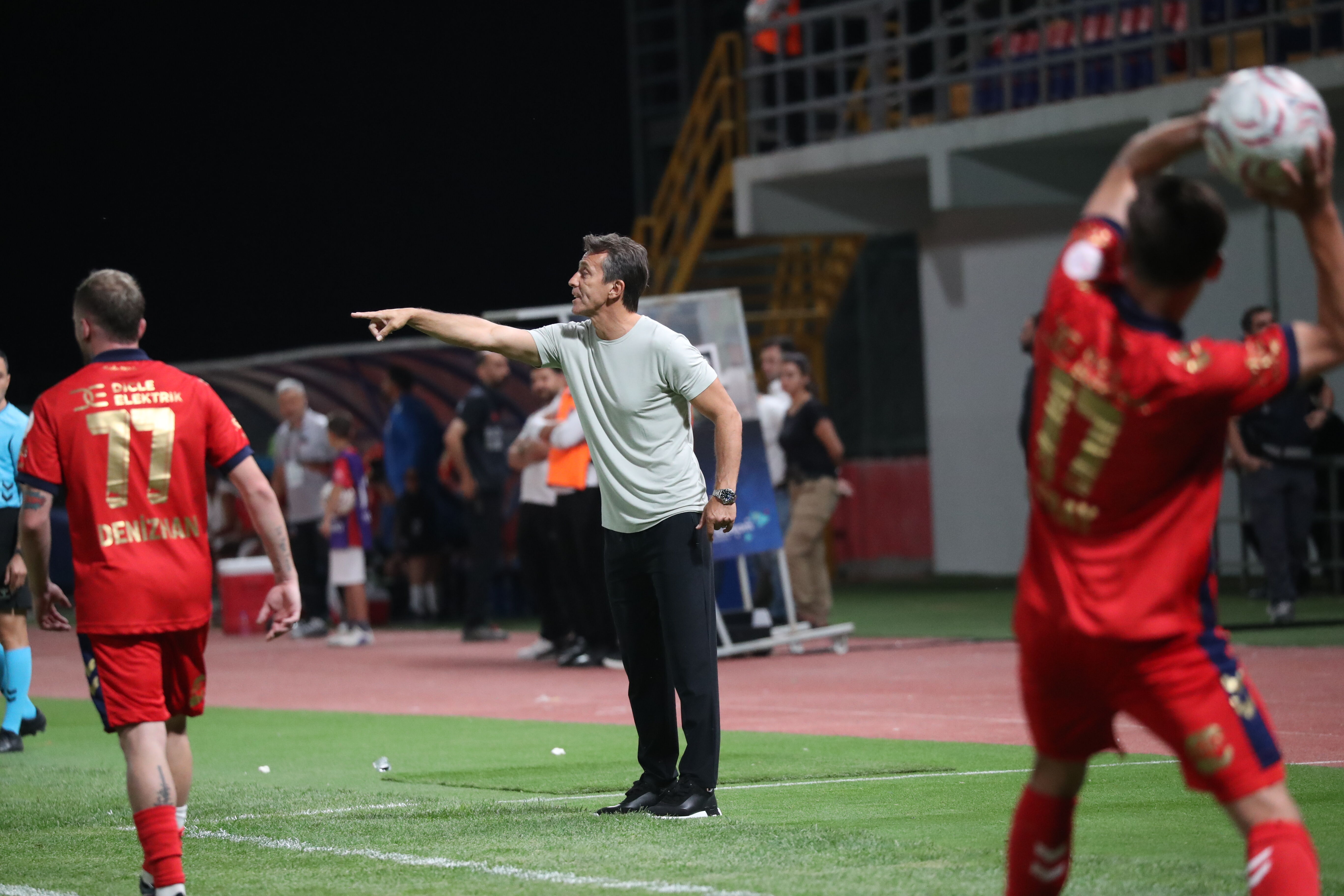Antalyaspor 1 Ligdeki Ilk Yenilgisini Mardinde Aldi (3)