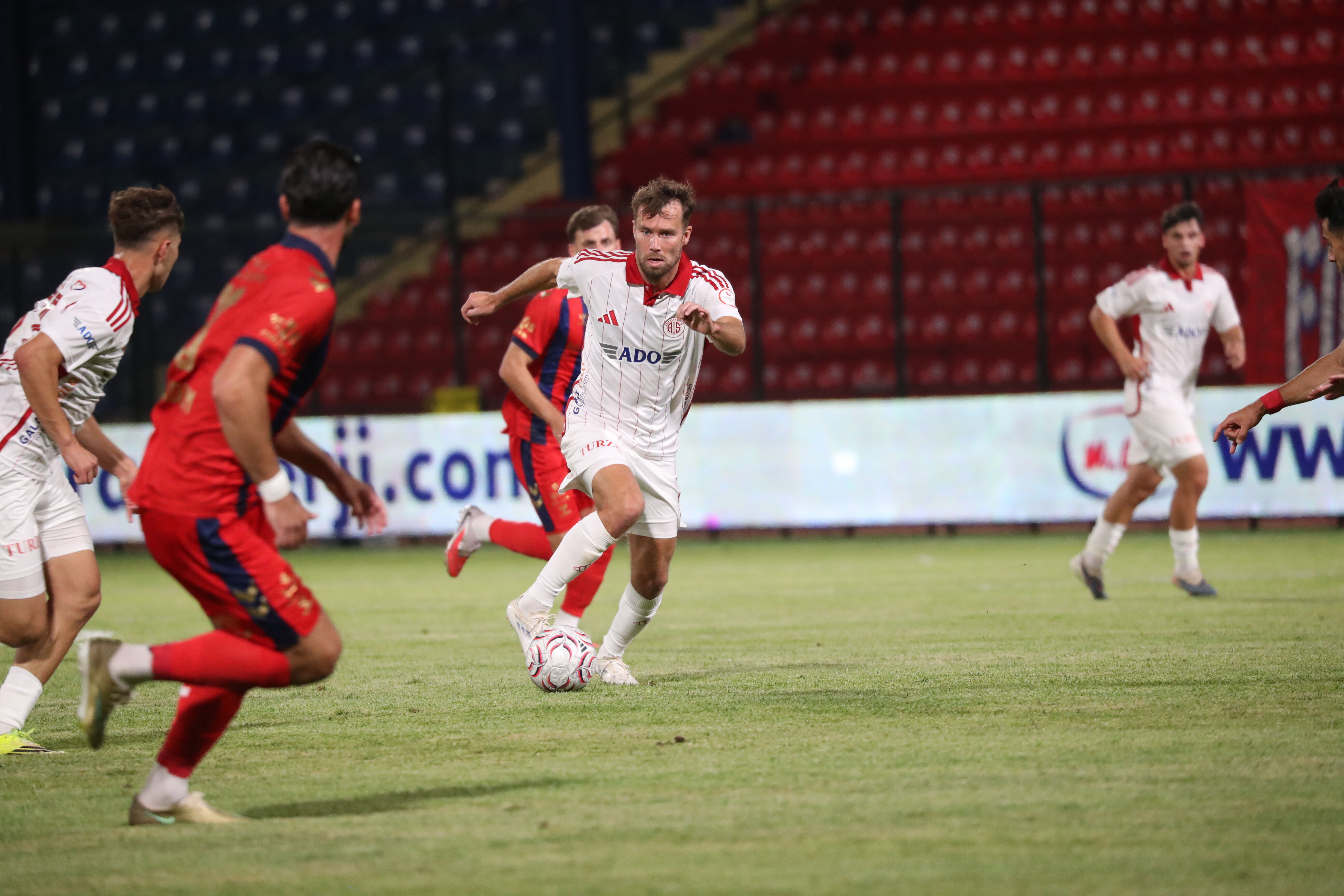 Antalyaspor 1 Ligdeki Ilk Yenilgisini Mardinde Aldi (4)