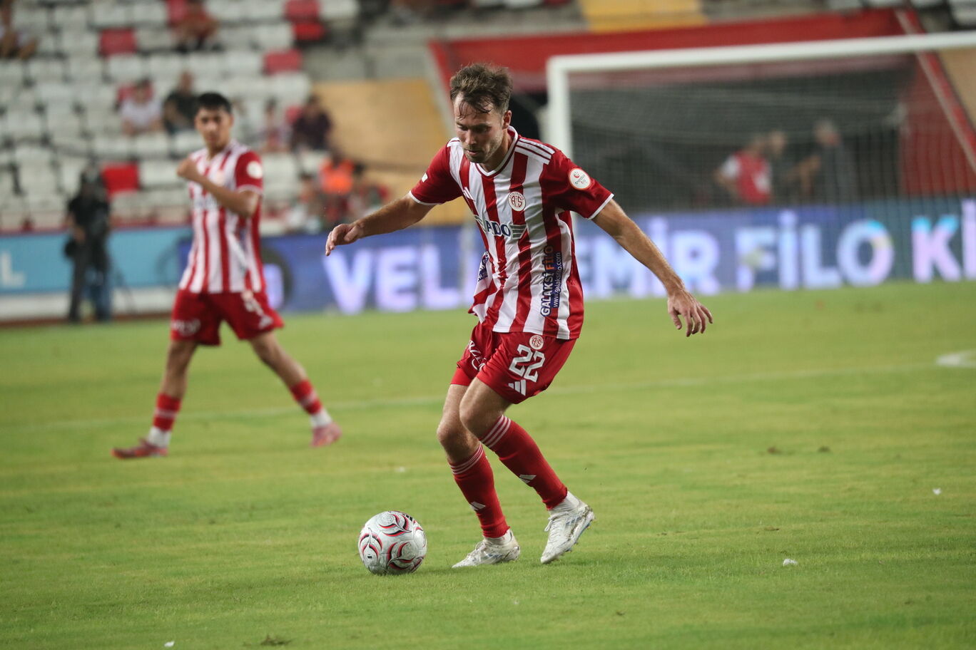 Antalyaspor 1. Lige 3 Puanla Basladi (4)