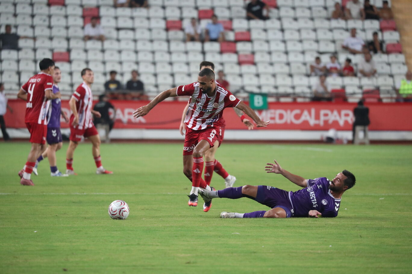 Antalyaspor 1. Lige 3 Puanla Basladi (5)