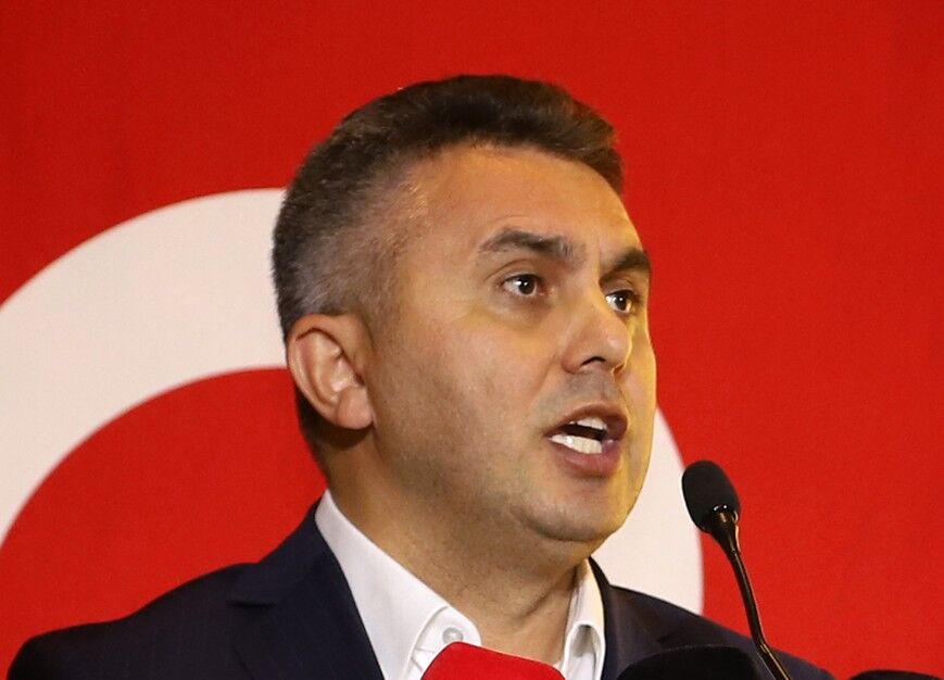 Antalyasporda Yasak Kalkiyor Kramer Bandirmada Sahada (4)