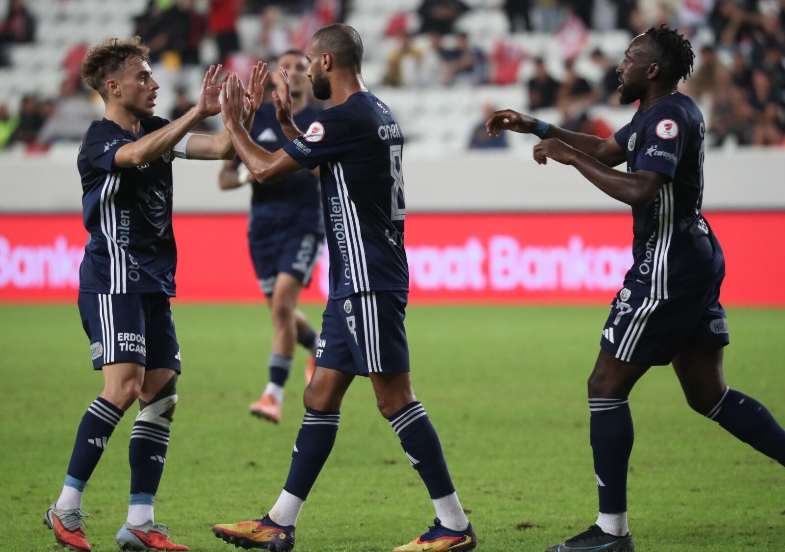 Antalyaspor’un 1. Lig’deki Ilk Maçını Yönetecek Hakem Belli Oldu (1)