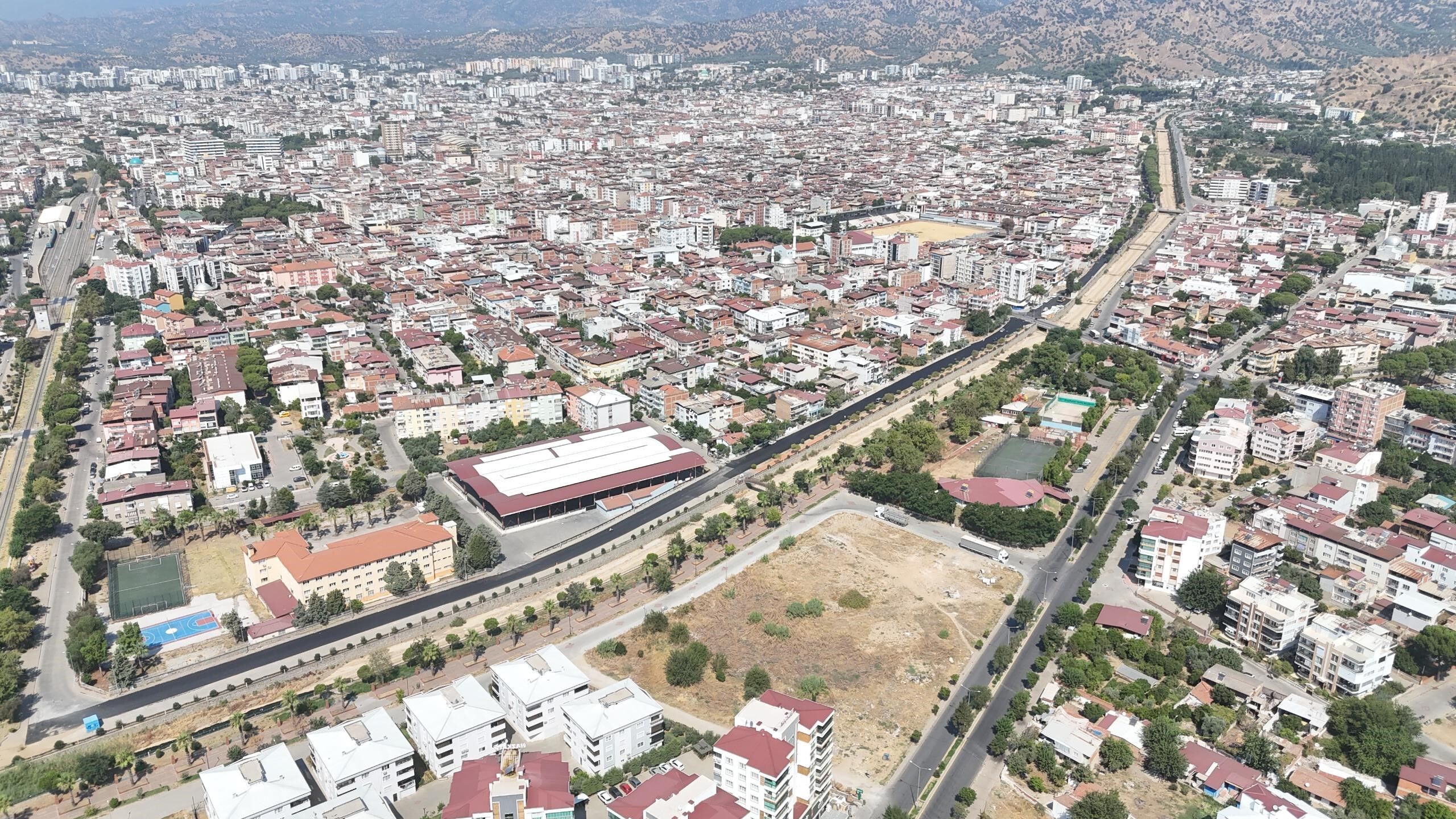 Aydın’da 10 Bin Metrekarelik Asfalt Çalışması Tamamlandı (6)