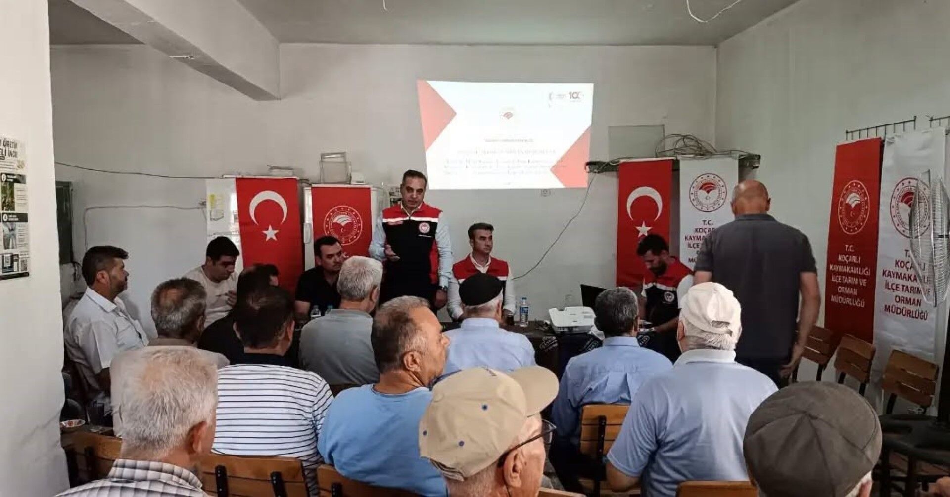 Aydınlı Üreticiler Bir Araya Gelerek Tedbirleri Konuştular (1)