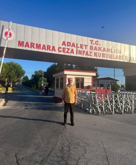 Cem Oguzdan Tahliye Sonrasi Merhaba Mesaji