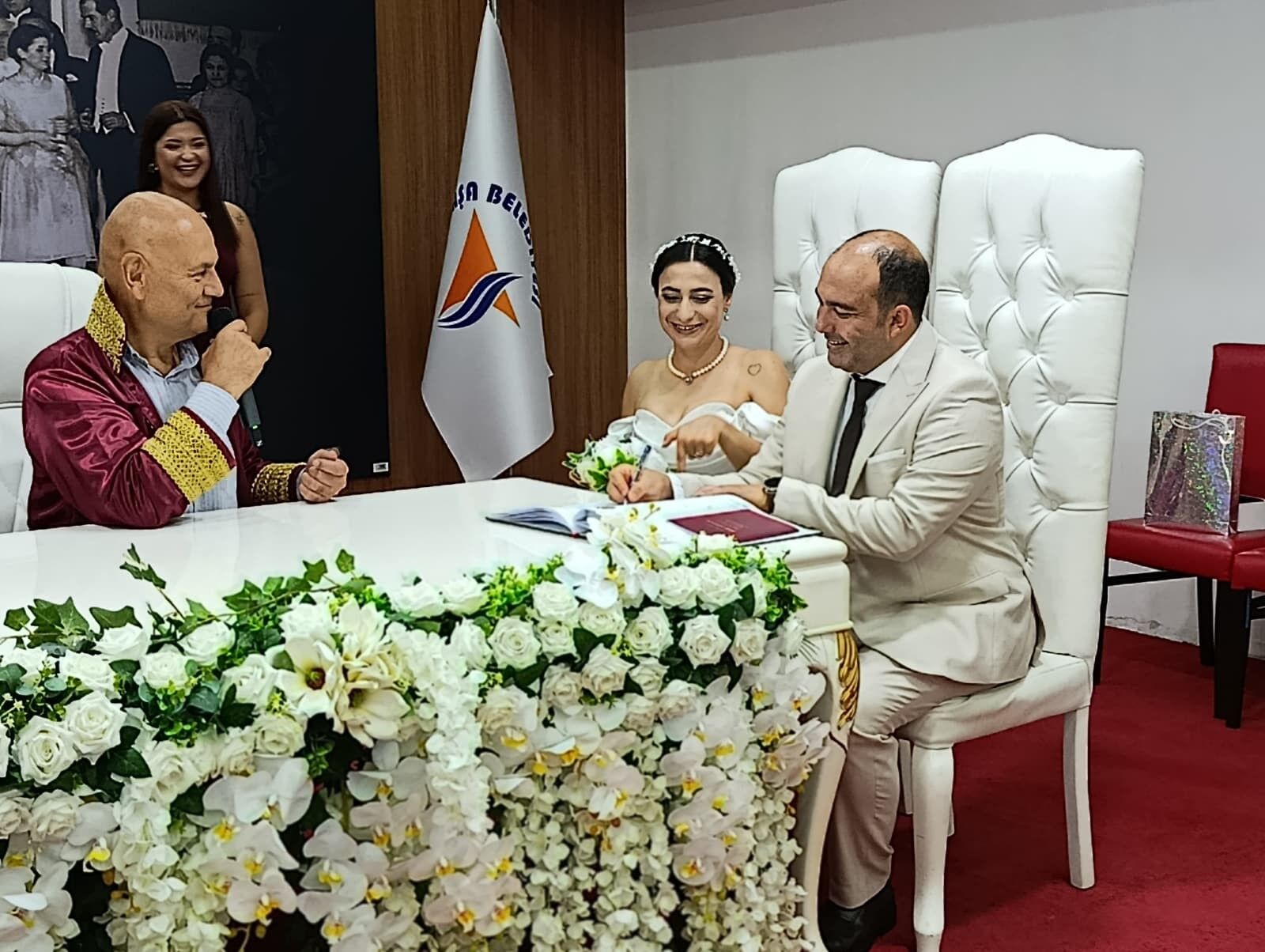 Çydd Antalya'ya Gelin Geldi! Başkan Can Eldeniz Ve Sinem Küçüktat Hayatını Birleştirdi (2)