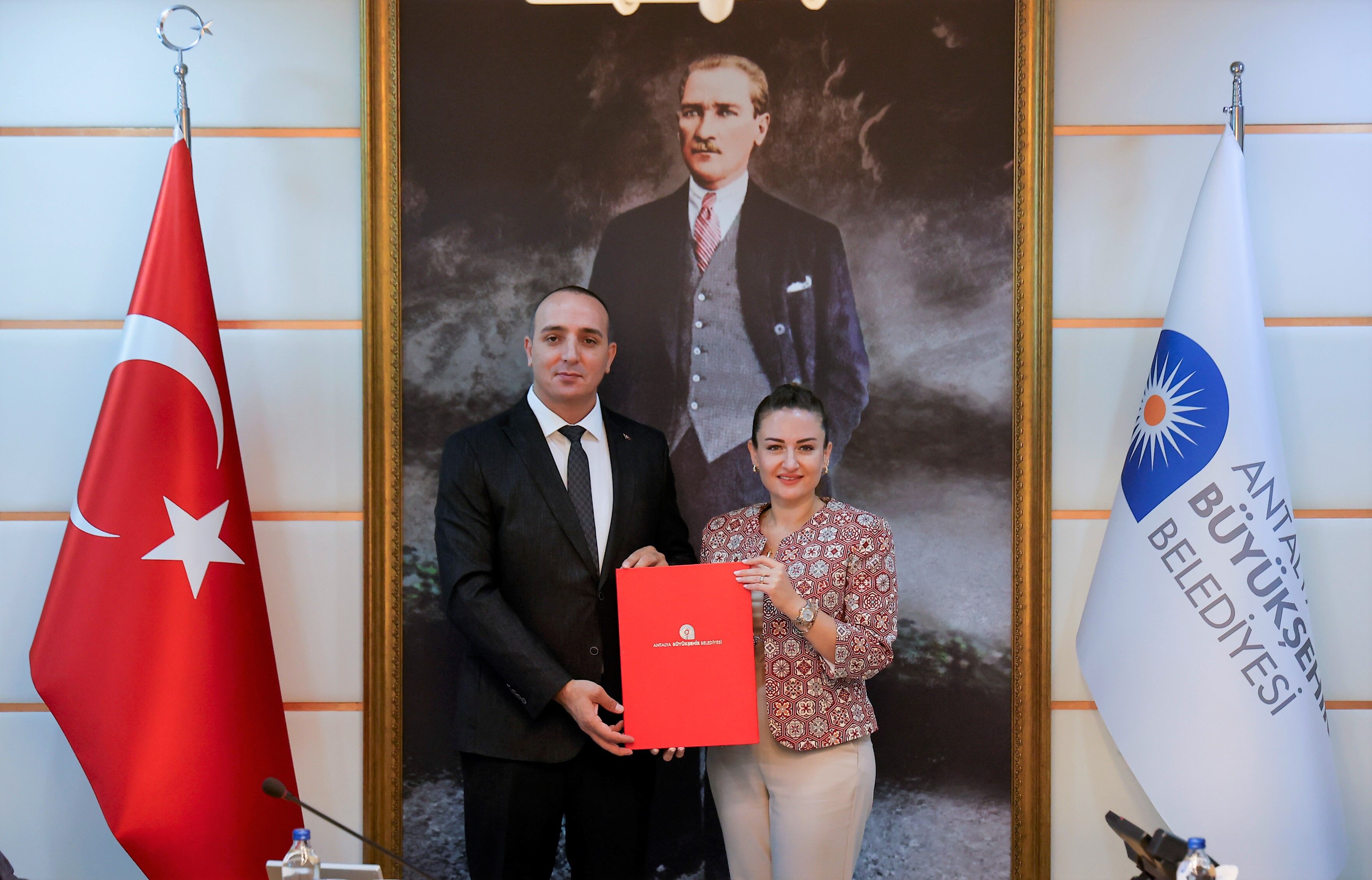 Delik Deşik Olan Konyaaltı’nın Yolları Için Büyük Hamle (4)