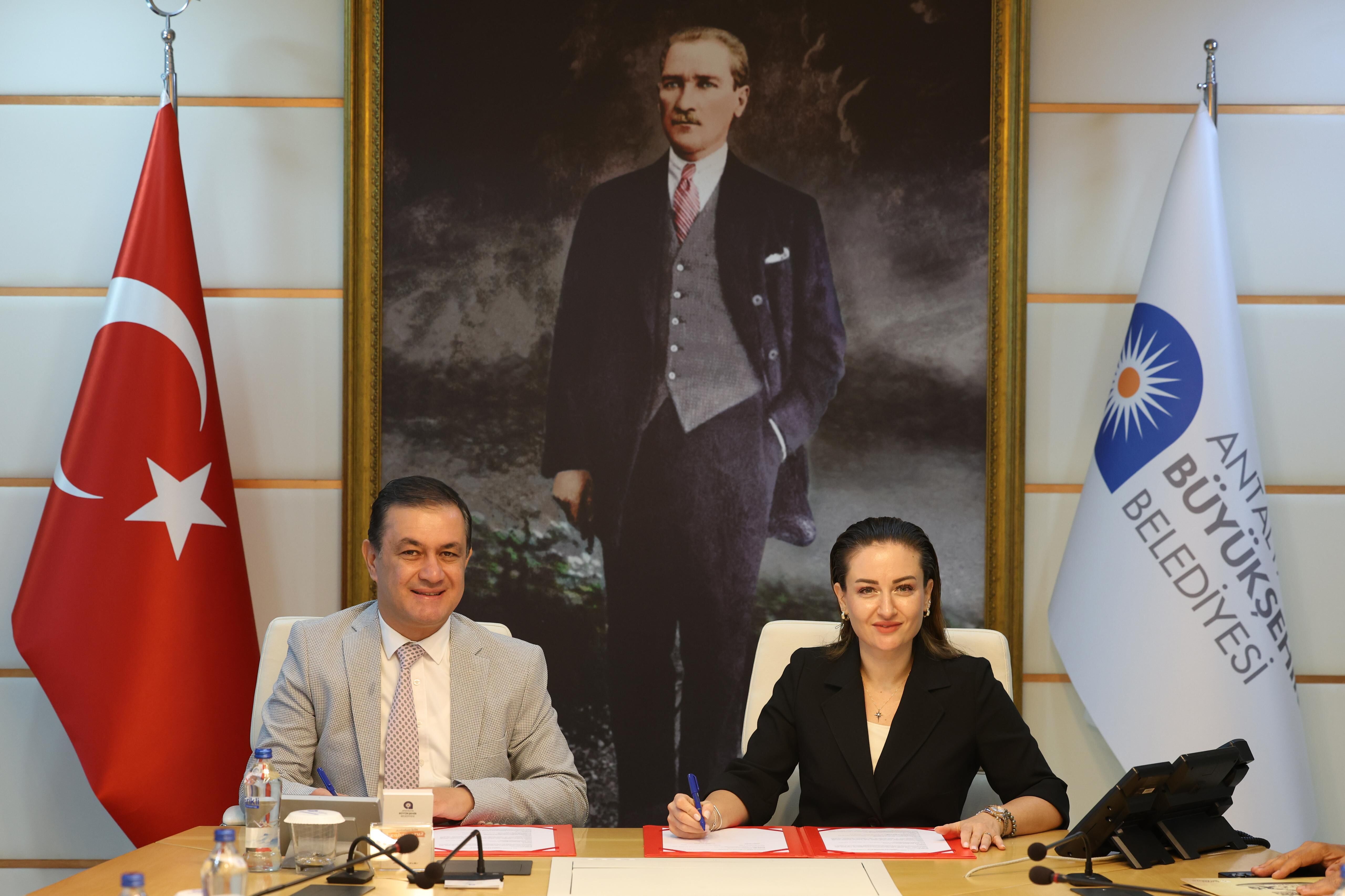 Elmalı Belediye Ve Antalya Büyükşehir Belediyesi’nden Yağlı Güreş Protokolü (1)