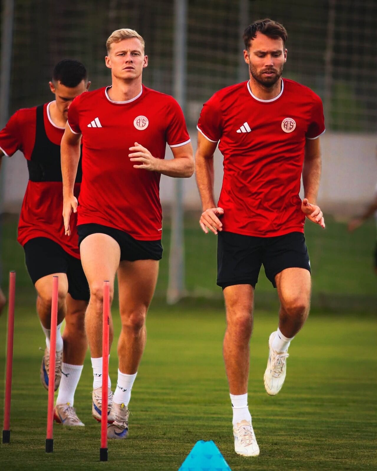 Engeli Kaldıran Antalyaspor’da 5 Resmi Transfer (1)-1