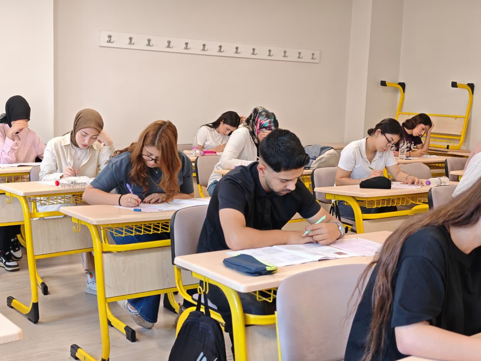 Kepez Belediyesi Gençleri Geleceği Hazırlıyor (4)