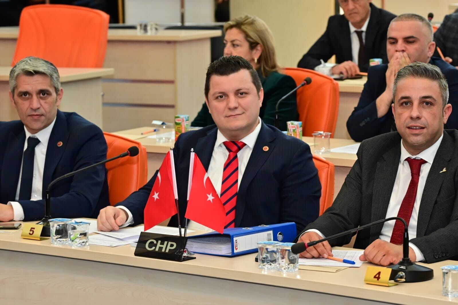 Kepez Belediyesi Meclisinde Istifa Dalgası Büyüyor (4)