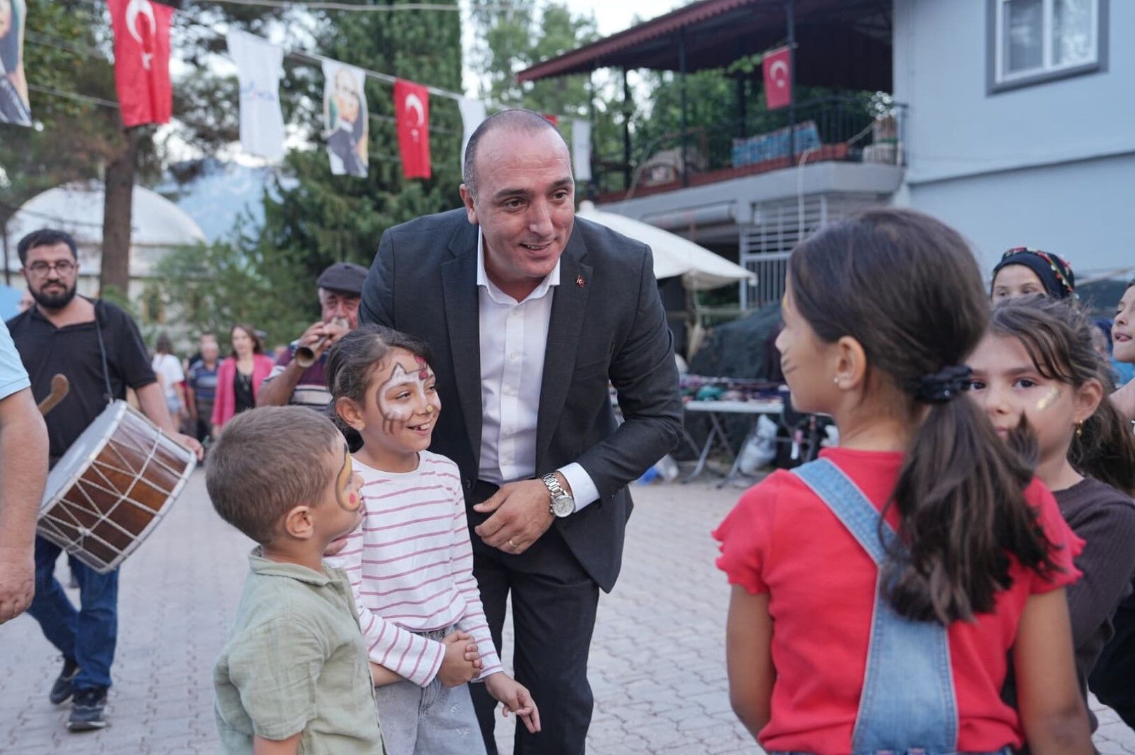 Konyaaltı Belediye Başkanı Cem Kotan Pişen Fasulyeleri Dağıttı (3)