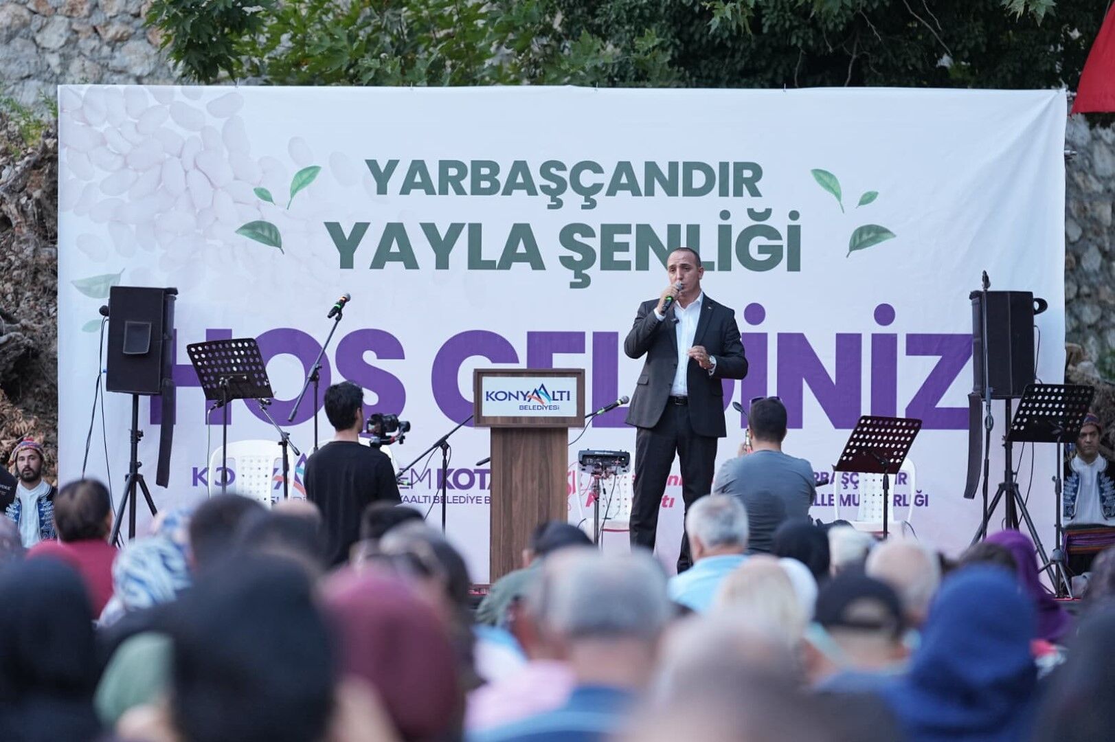 Konyaaltı Belediye Başkanı Cem Kotan Pişen Fasulyeleri Dağıttı (6)