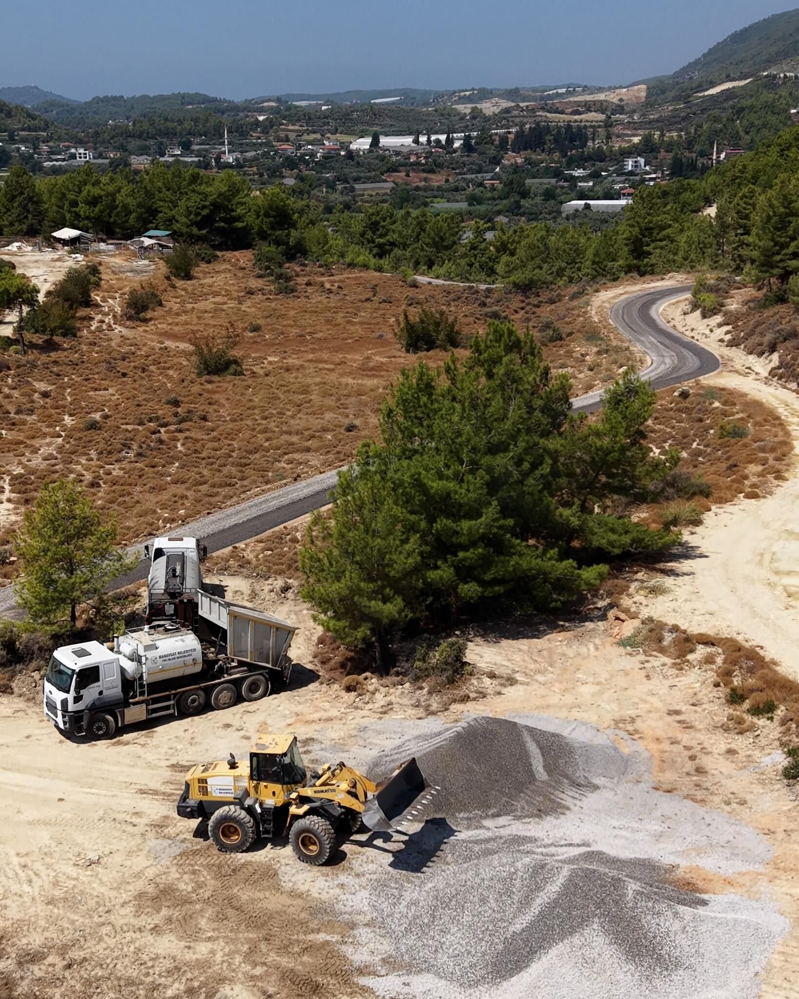 Manavgat Belediyesi Yolları Elden Geçiriyor (3)