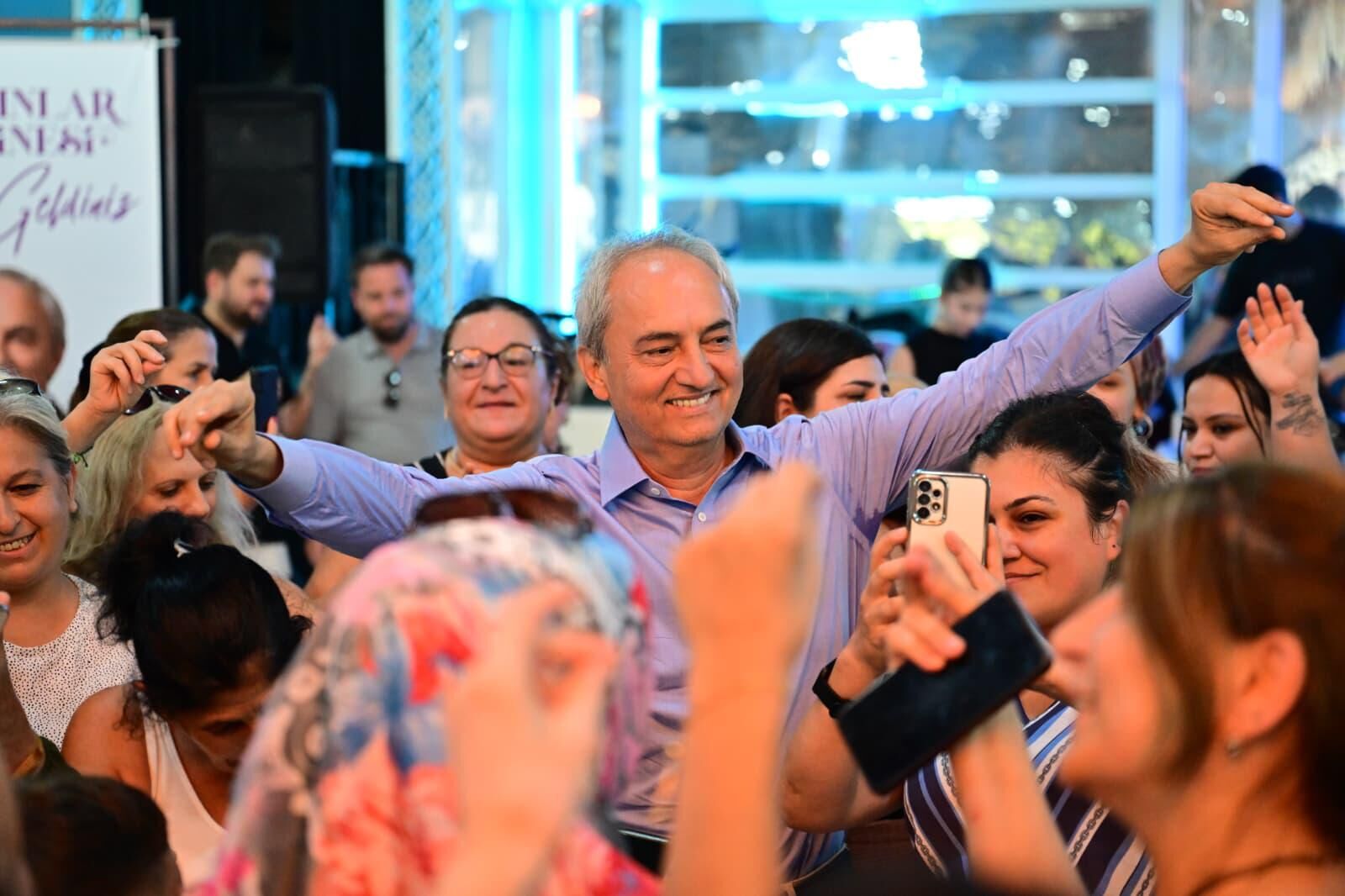 Mesut Kocagöz, Kadınların Eğlencesine Ortak Oldu (2)